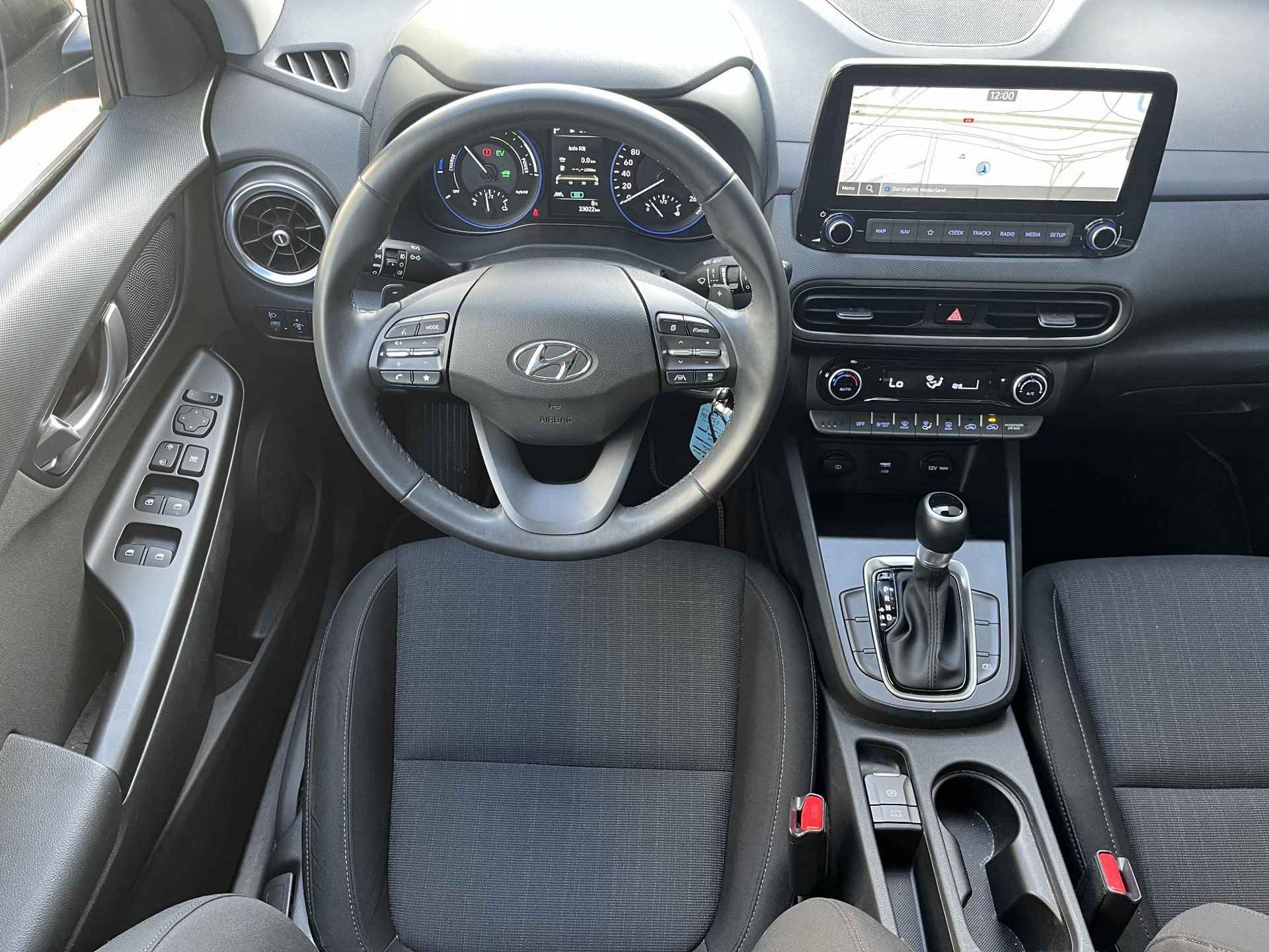 Hyundai Kona 1.6 GDI HEV Comfort Smart | Ingebouwde navigatiesysteem | Parkeersensoren |Trekhaak | Achteruitrijcamera & Pdc | Lichtmetalen velgen | - 19/48