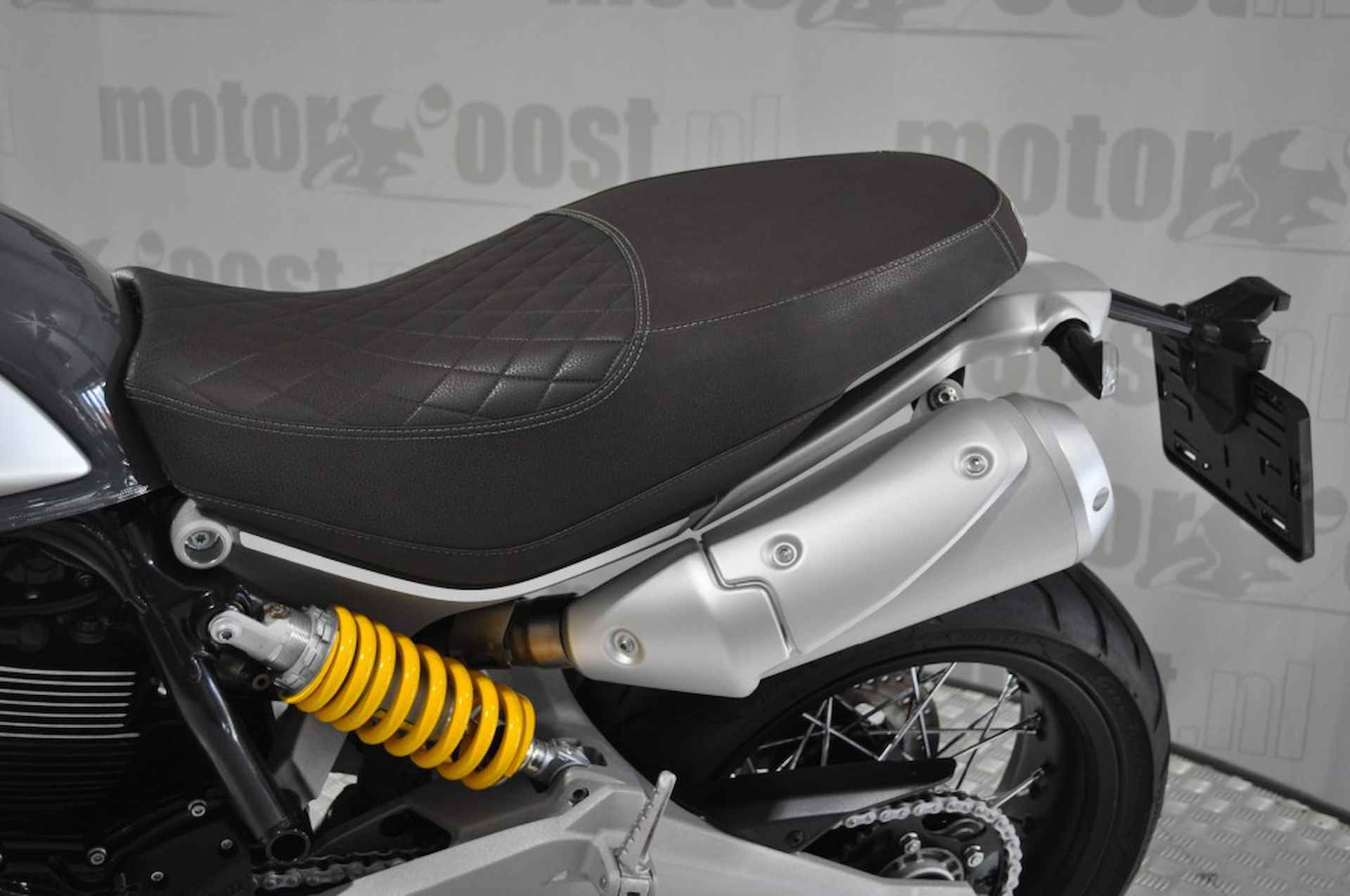 DUCATI Scrambler 1100 - 10/27