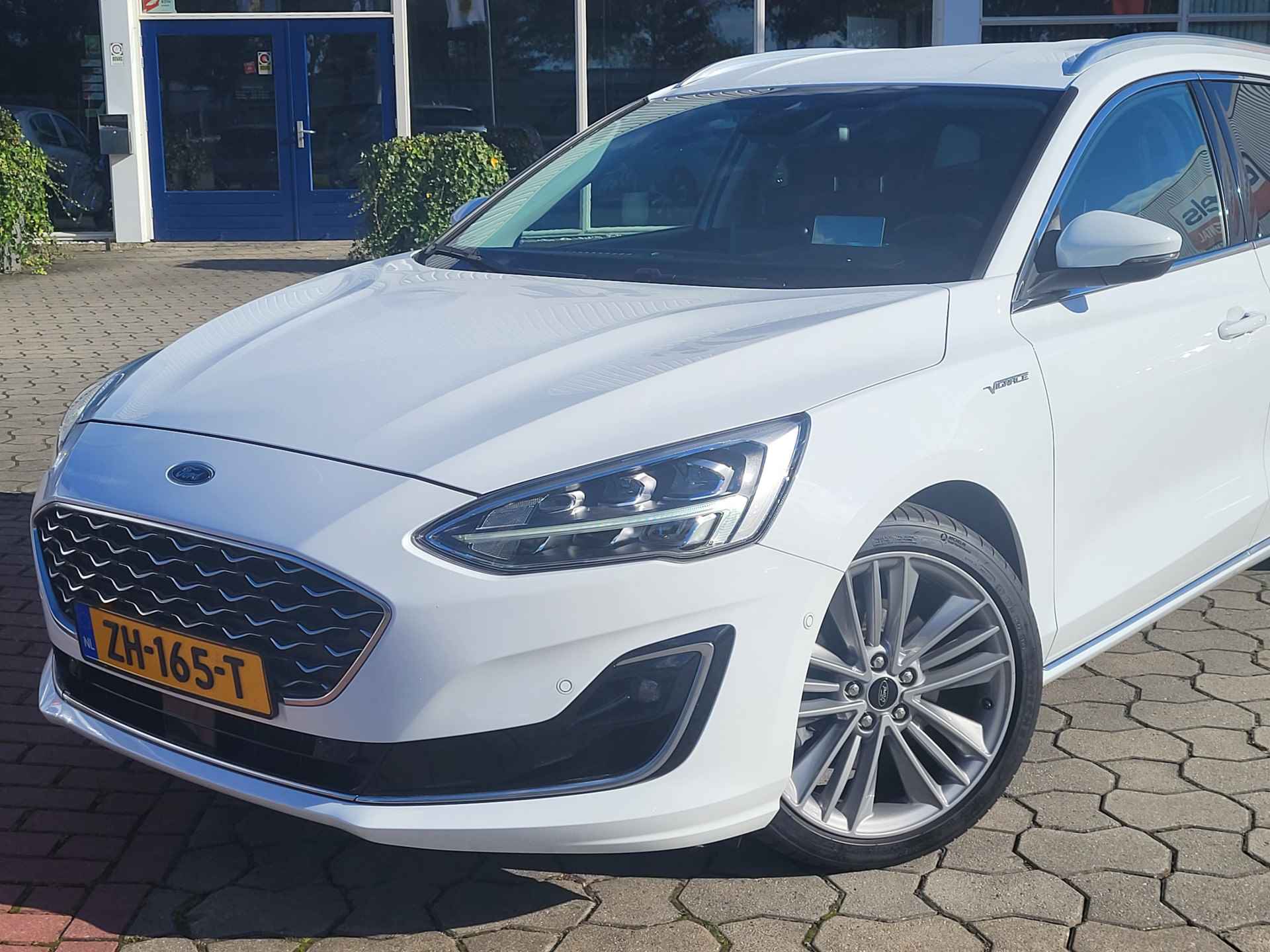 Ford FOCUS Wagon 1.0 EcoBoost 126 pk Vignale, Rijklaar met beurt & garantie! - 6/39