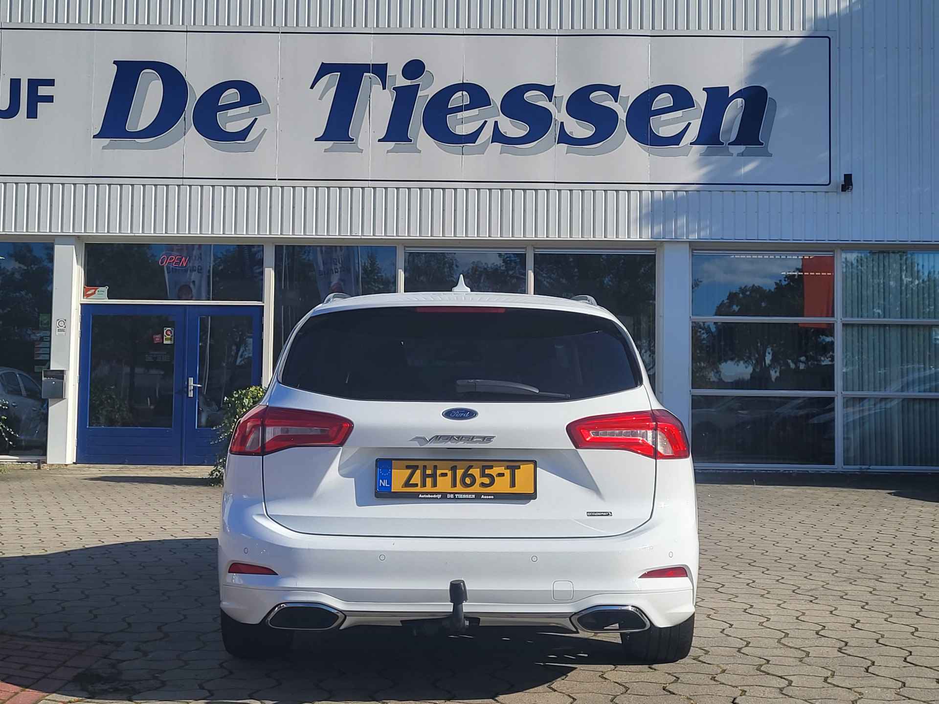 Ford FOCUS Wagon 1.0 EcoBoost 126 pk Vignale, Rijklaar met beurt & garantie! - 34/39