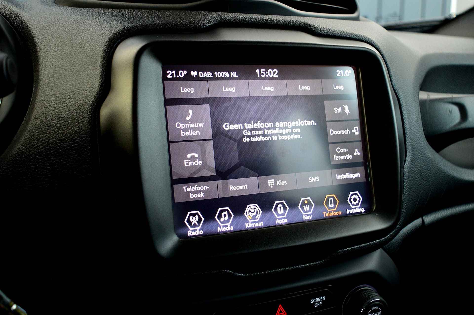 Jeep Renegade 1.0T Longitude Rijklaarprijs-Garantie Navigatie Led Massagestoel Airco Apple Carplay/Android Auto - 21/30