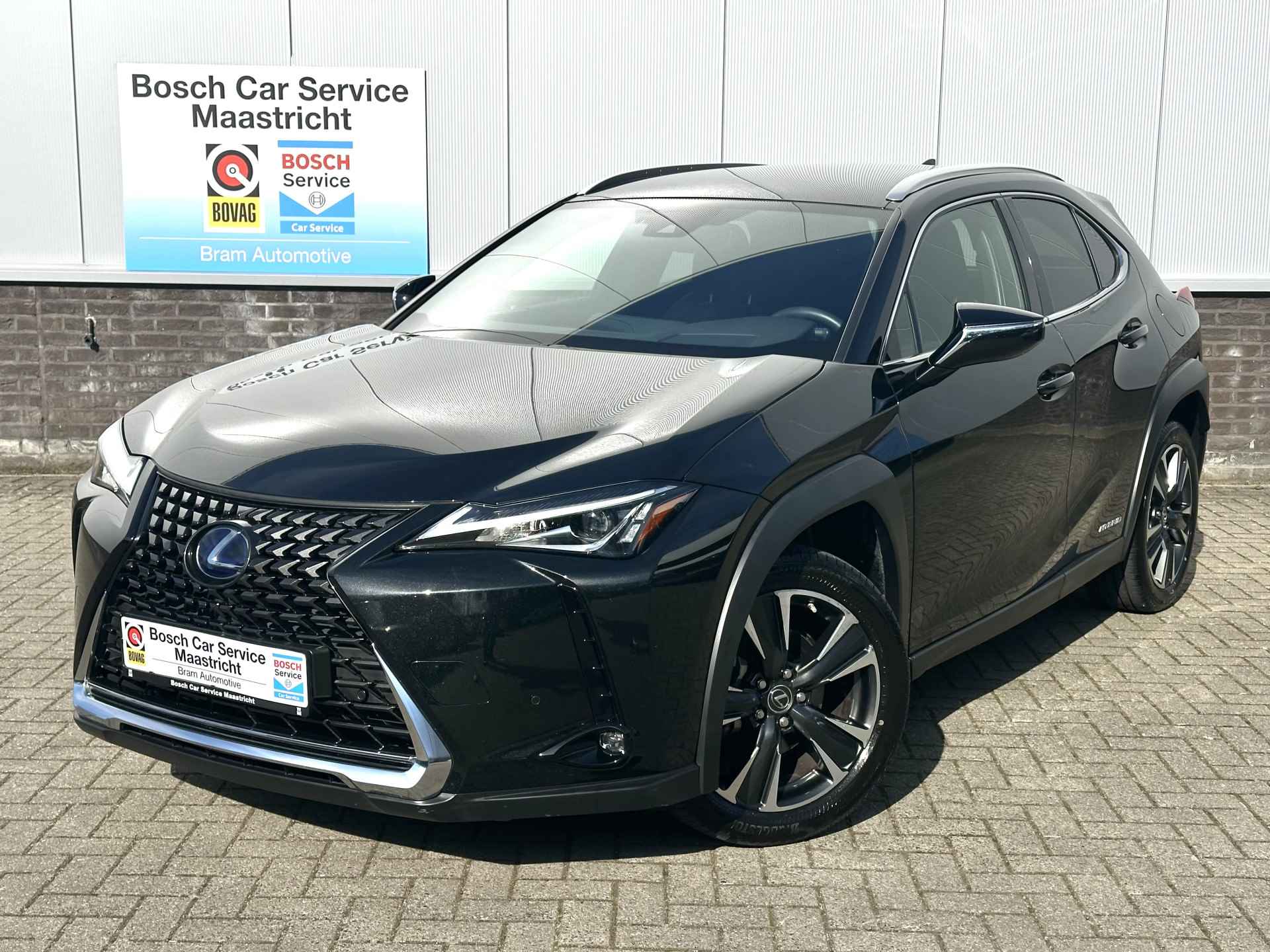 Lexus UX 250h Business Line Pro | 1ste eigenaar | Nieuwstaat | Carplay | Blind-spot | Camera | Elec-tailgate | LED | Interesse, Proefrit? Bel of app met: 06-24 28 28 42