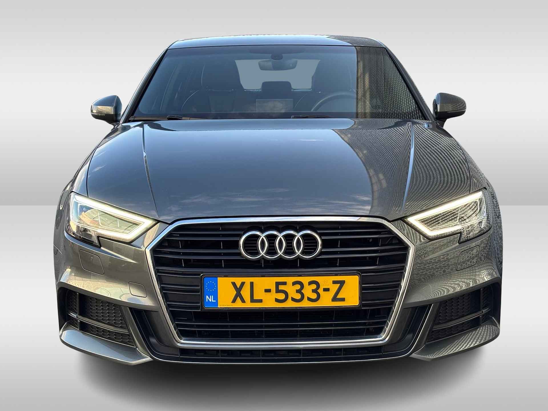 Audi A3 Limousine 1.5 TFSI CoD Sport S Line Edition / Half-Lederen Bekleding / LED / S-Line Exterieur / Sportstoelen - 11/30