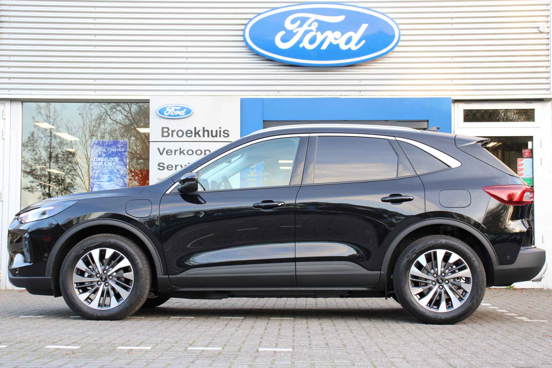 Ford Kuga 2.5 PHEV TITANIUM | NL-AUTO! | ADAPTIVE CRUISE | WINTERPACK | 18'' LMV | GROOT NAVI | CLIMA | STOEL, STUUR & VOORRUITVERWARMING - 2/49