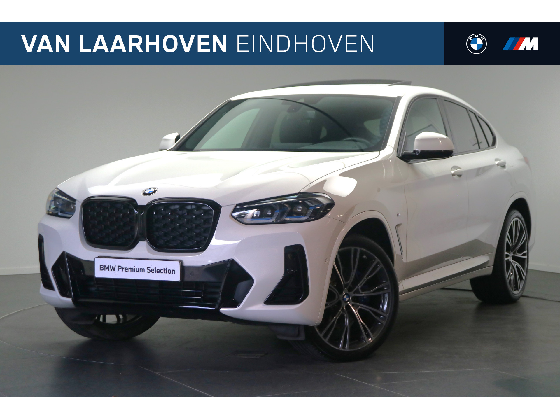 BMW X4 xDrive30i High Executive M Sport Automaat / Panoramadak / Sportstoelen / Stoelverwarming / Laserlight / Parking Assistant / Live Cockpit Professional / M Sportonderstel