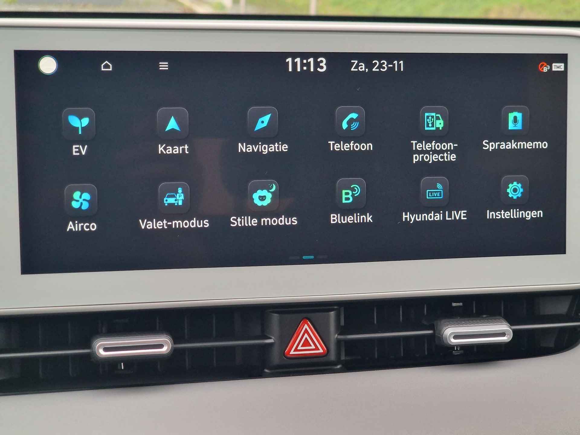 Hyundai IONIQ 5 Style 77 kWh | €10.280 KORTING | SENSOREN | CAMERA | NAVIGATIE | - 29/34