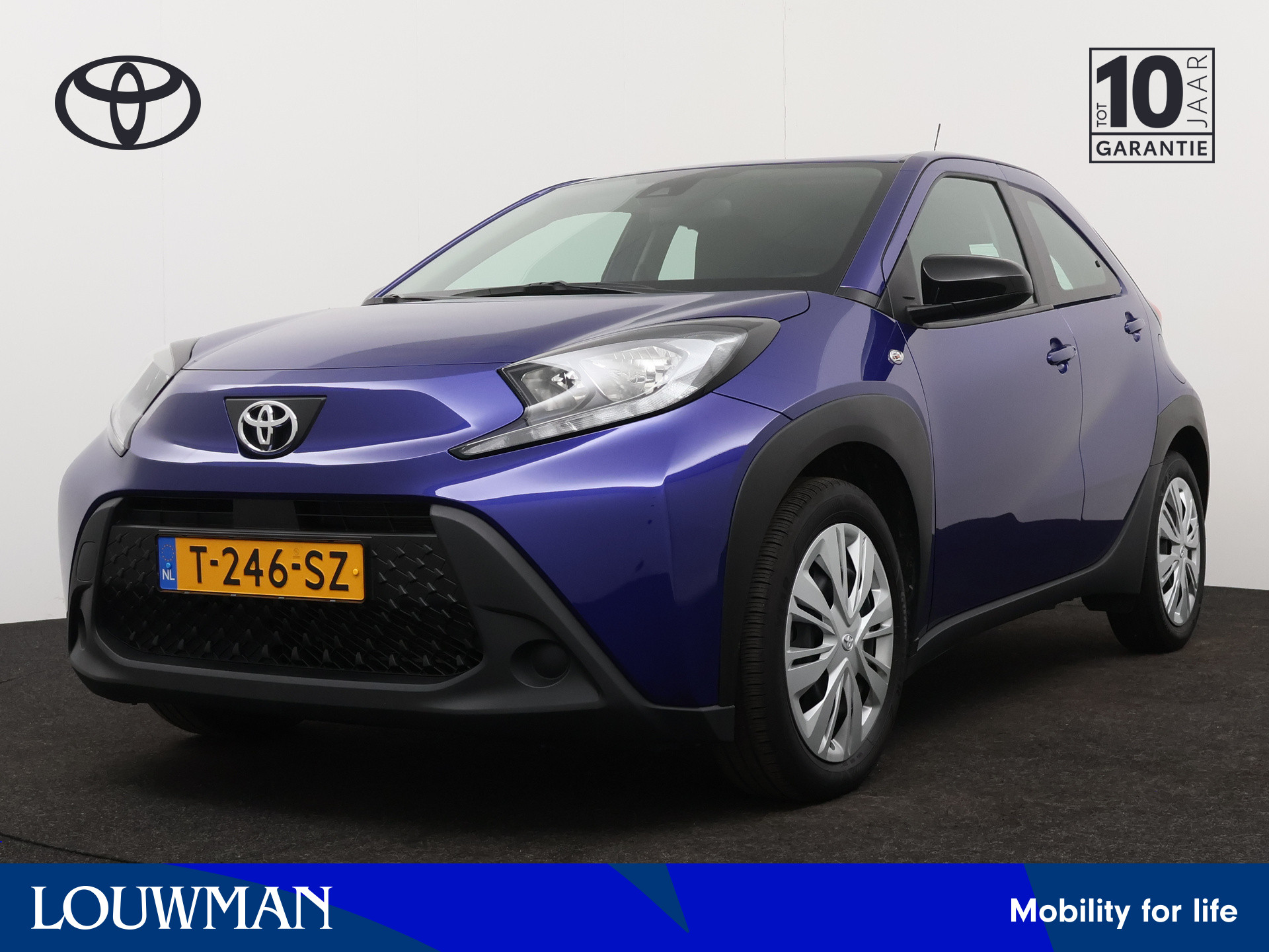 Toyota Aygo X 1.0 VVT-i MT play | Camera | Cruise Control Adaptief | Airco |