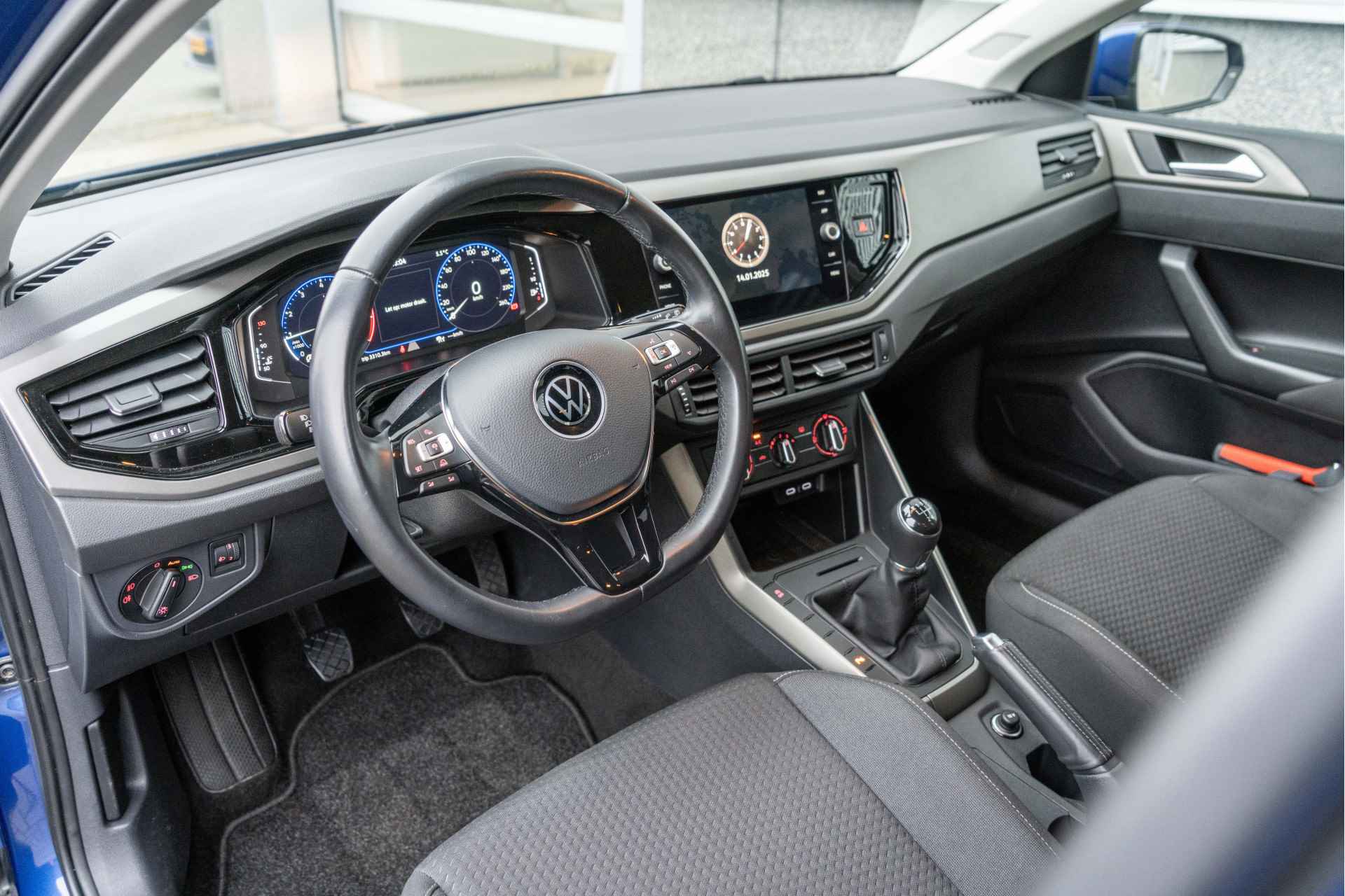 Volkswagen Polo 1.0 TSI 95pk Comfortline | Executive Pakket| Trekhaak afneembaar| LMV | active info| - 18/42