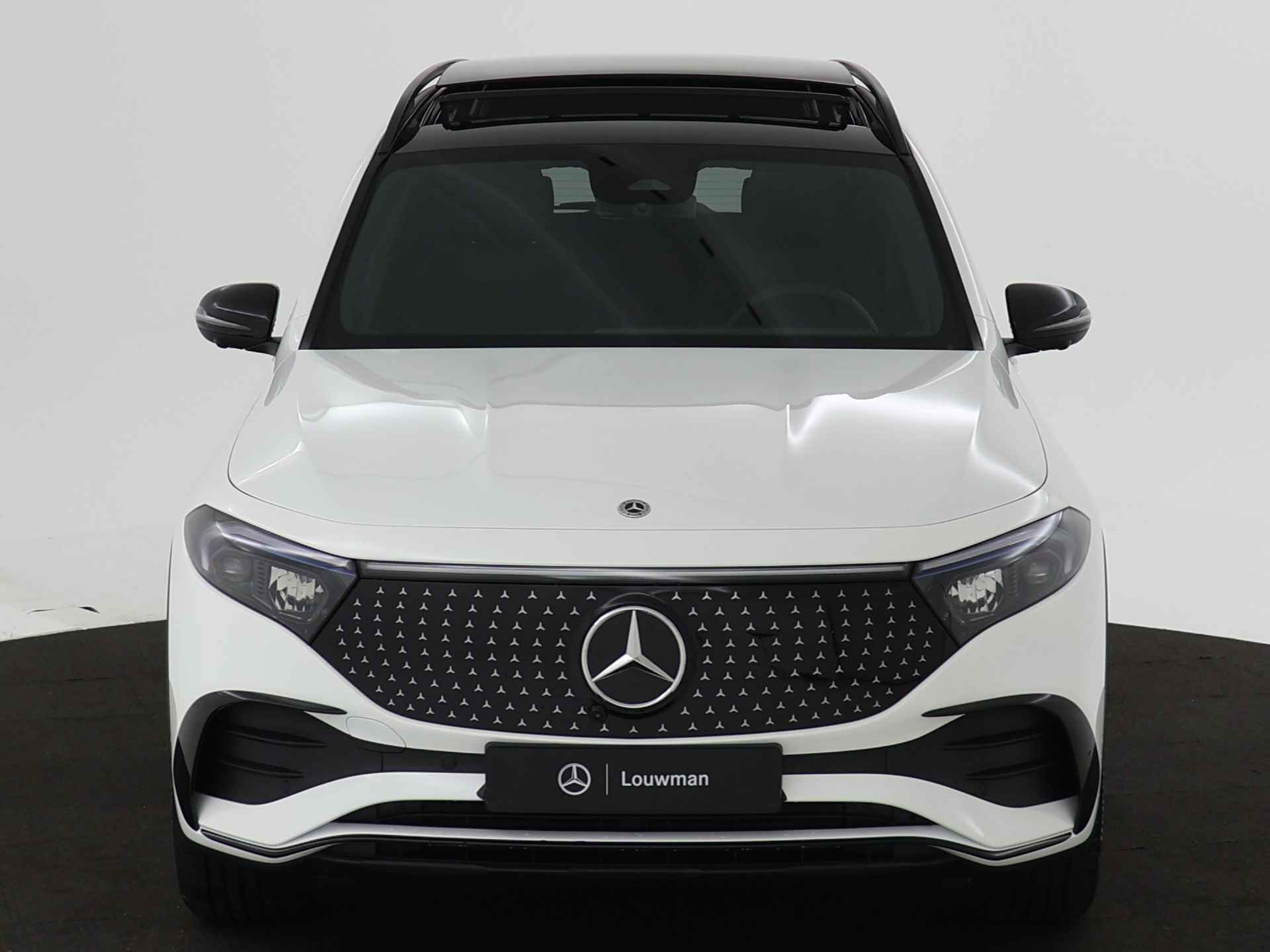 Mercedes-Benz EQB 250+ AMG Line 7p. 71 kWh | Nightpakket | Premium pakket | Parkeerpakket met 360°-camera | KEYLESS-GO comfort pakket | GUARD 360° Voertuigbescherming Plus | Winter pakket | Burmester Surround Sound systeem | - 22/39