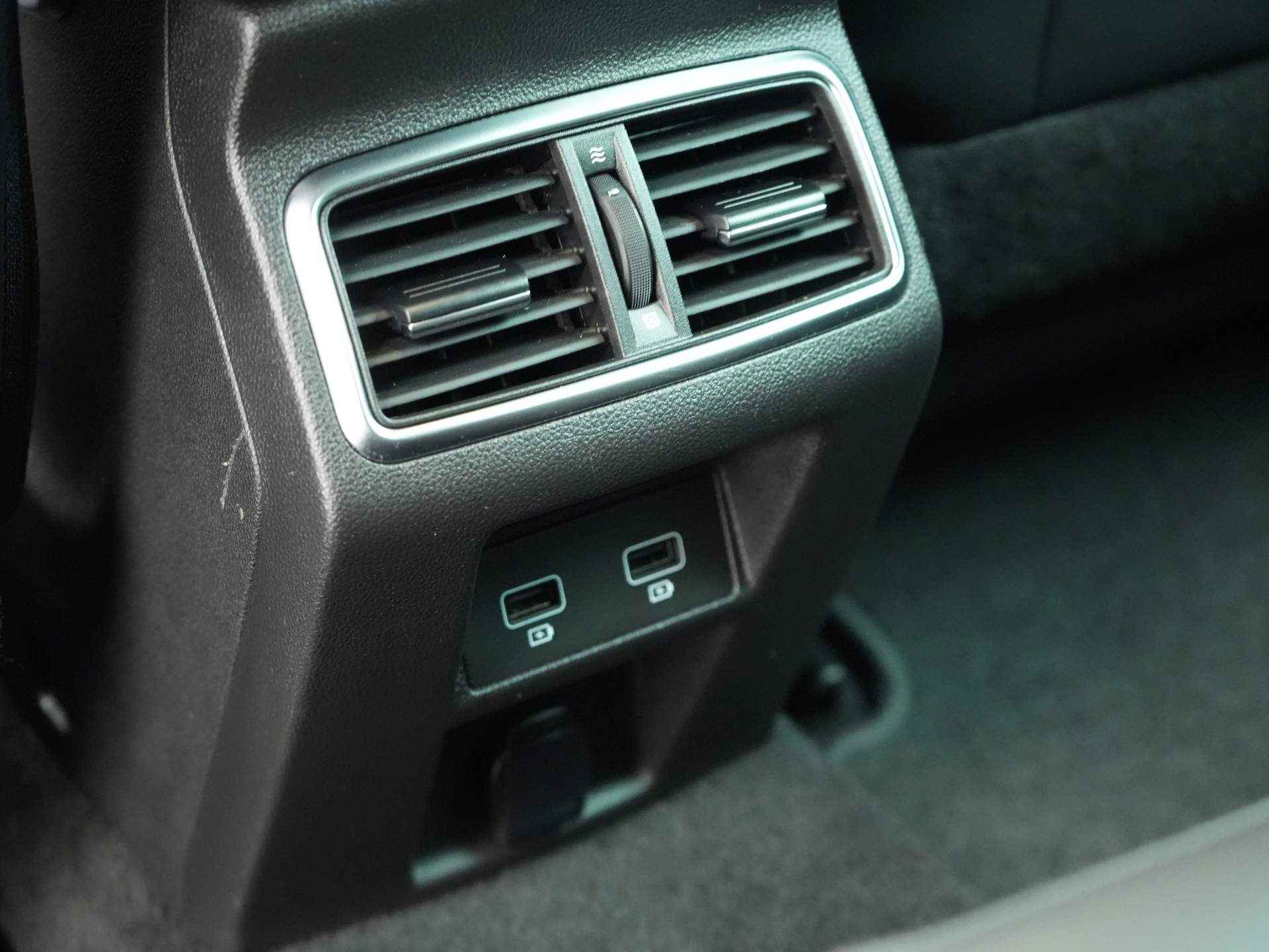 Renault Mégane Estate 1.6 E-Tech Plug-In Hybrid 160 Intens - Automaat - Plug-In-Hybride - Bose Premium Audio - 10/32