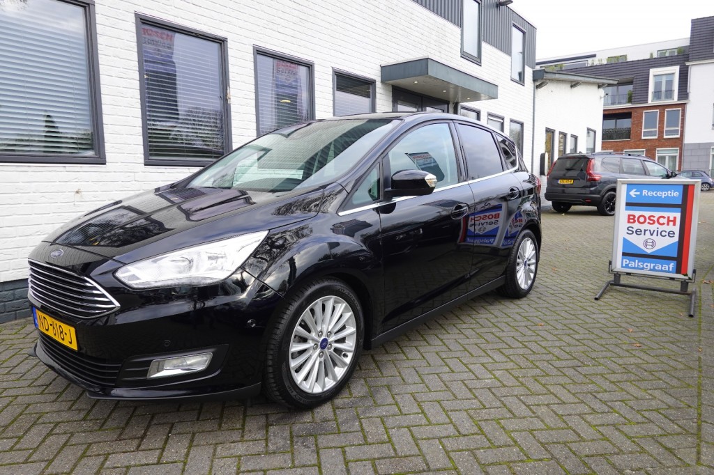 FORD C-max 1.5 TITANIUM Automaat . 12000 km !!!!