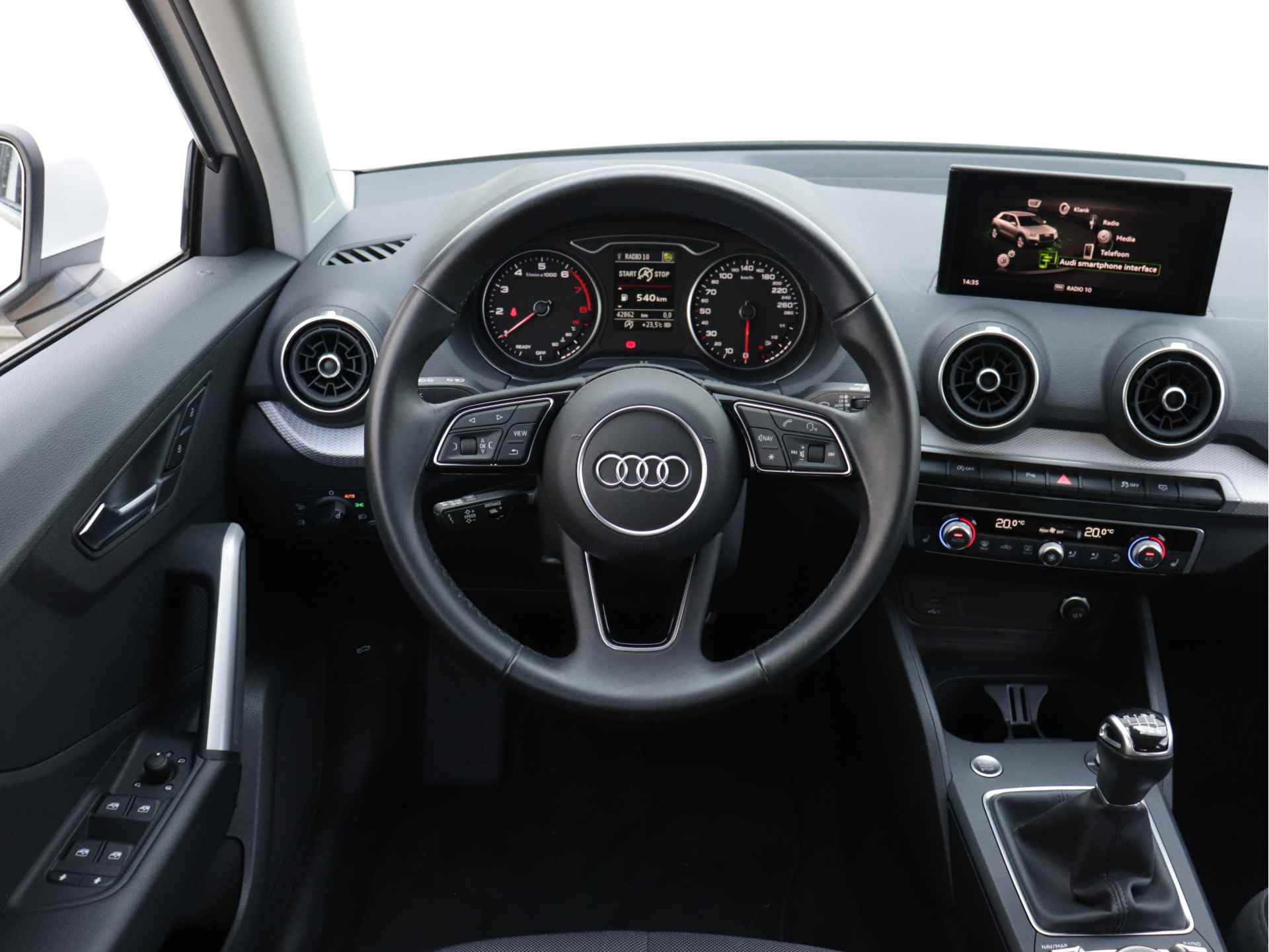 Audi Q2 30 TFSI Advanced edition 110pk | Matrix LED | Keyless | Camera | ACC | Stoelverwarming | Navigatie interface | - 9/54