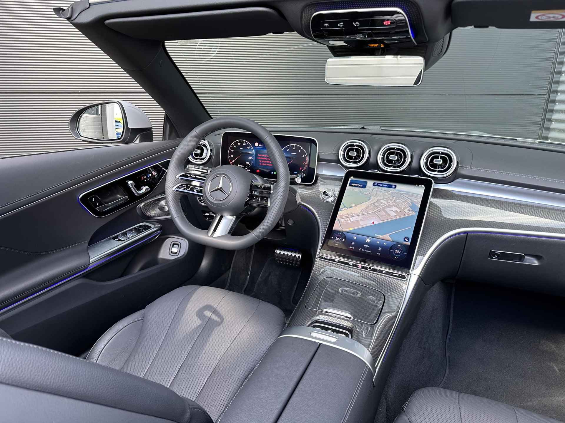 Mercedes-Benz CLE Cabriolet 200 AMG Line | Premium | Rijassistentiepakket Plus | Burmester® 3D | 360° Camera | Memorystoelen Verwarmd & Geventileerd | Sfeerverlichting | Apple & Android Carplay - 3/14