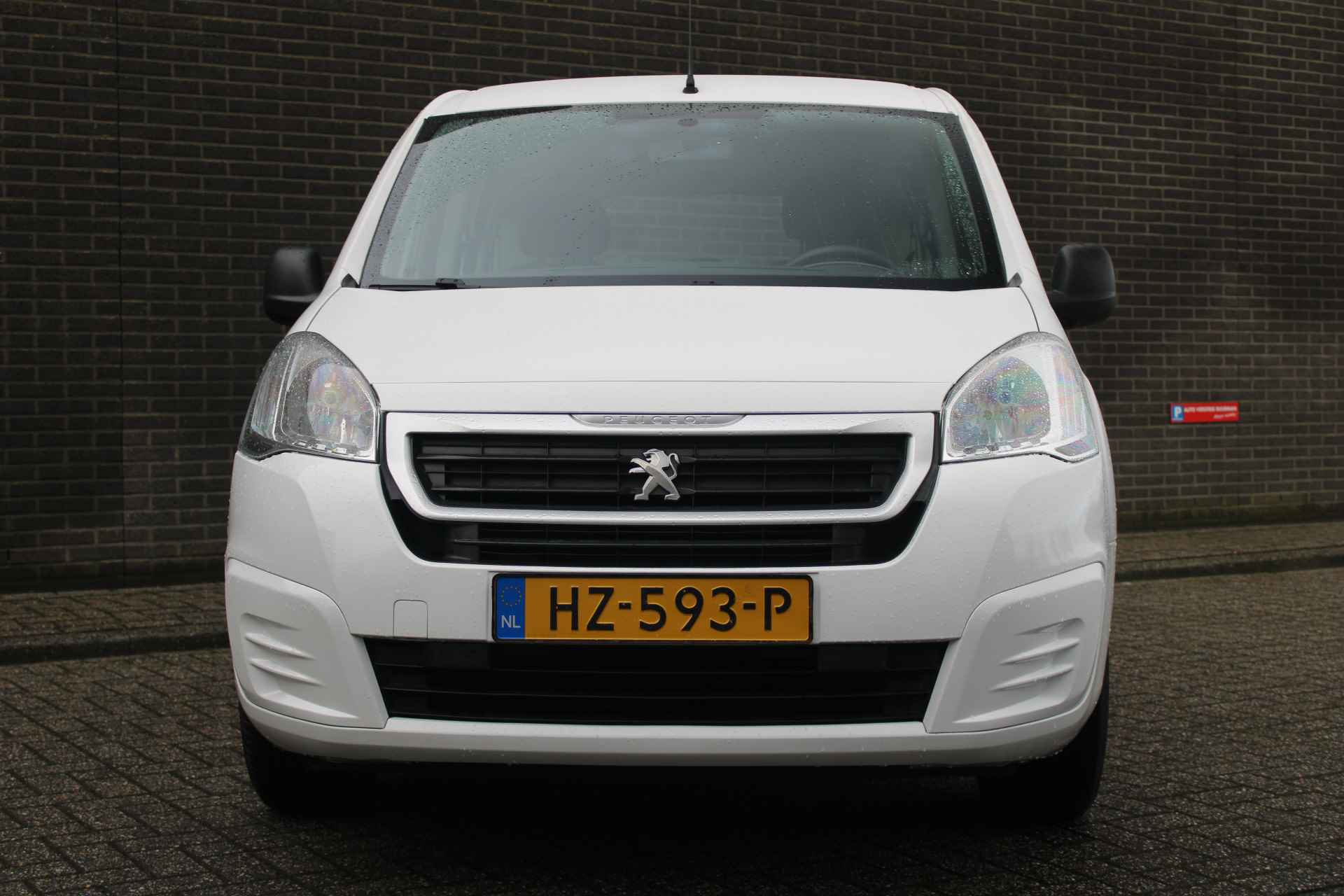 Peugeot Partner Tepee 1.6 VTi Access Elek.bediende ramen, Centr.vergrendeling, Radio/CD speler, - 8/26