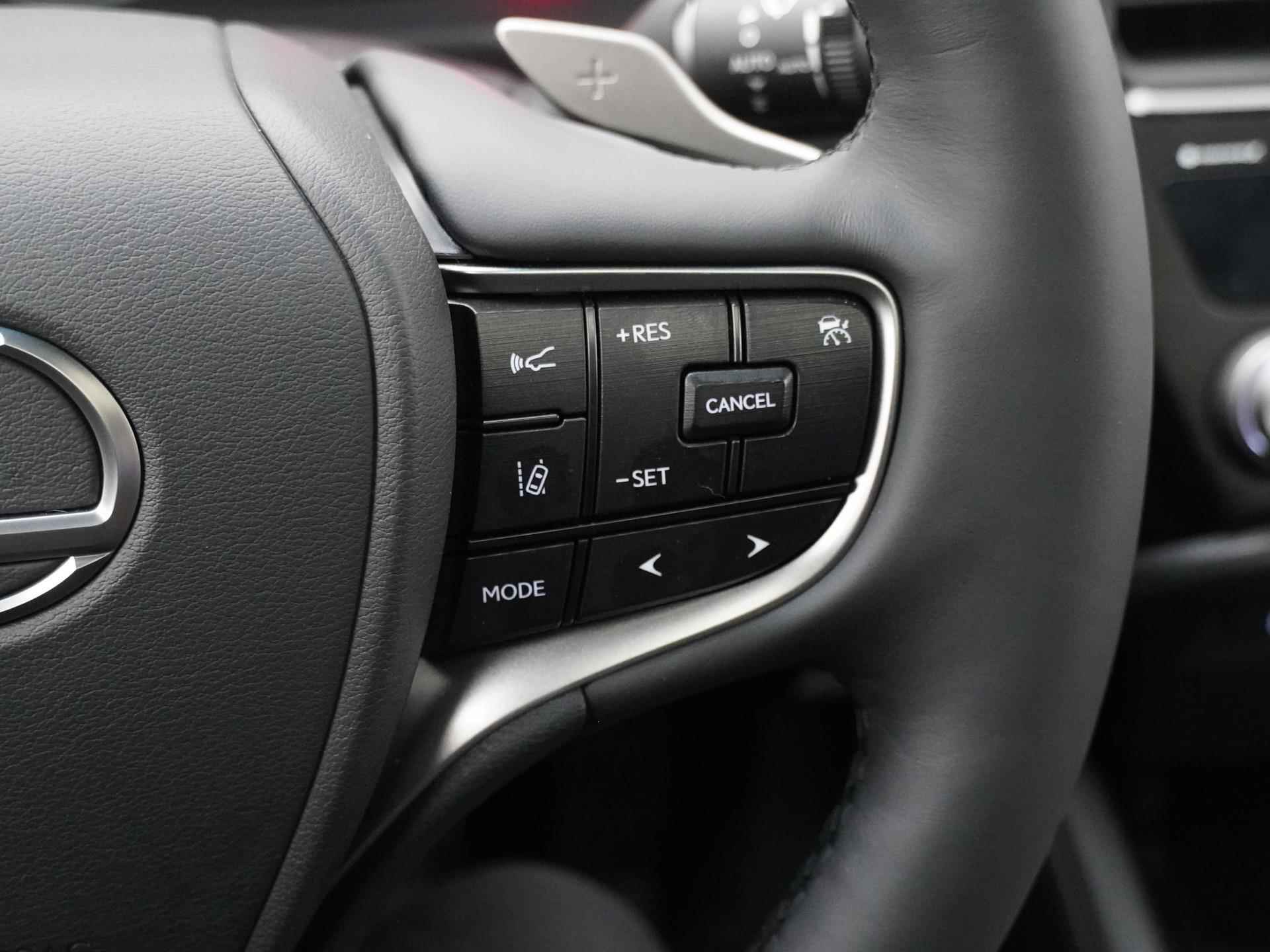 Lexus ES 300h Business Line | Stoel & stuurwielverwarming | Adaptive Cruise Control | Apple Carplay & Android Auto | - 19/28