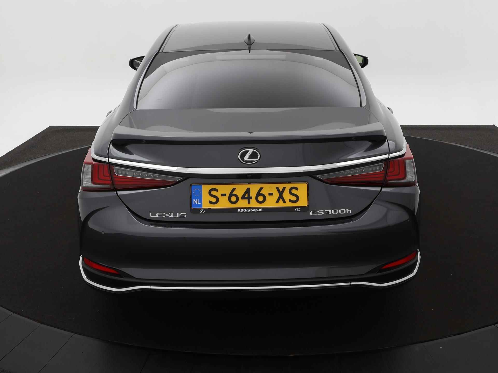 Lexus ES 300h Business Line | Stoel & stuurwielverwarming | Adaptive Cruise Control | Apple Carplay & Android Auto | - 22/28
