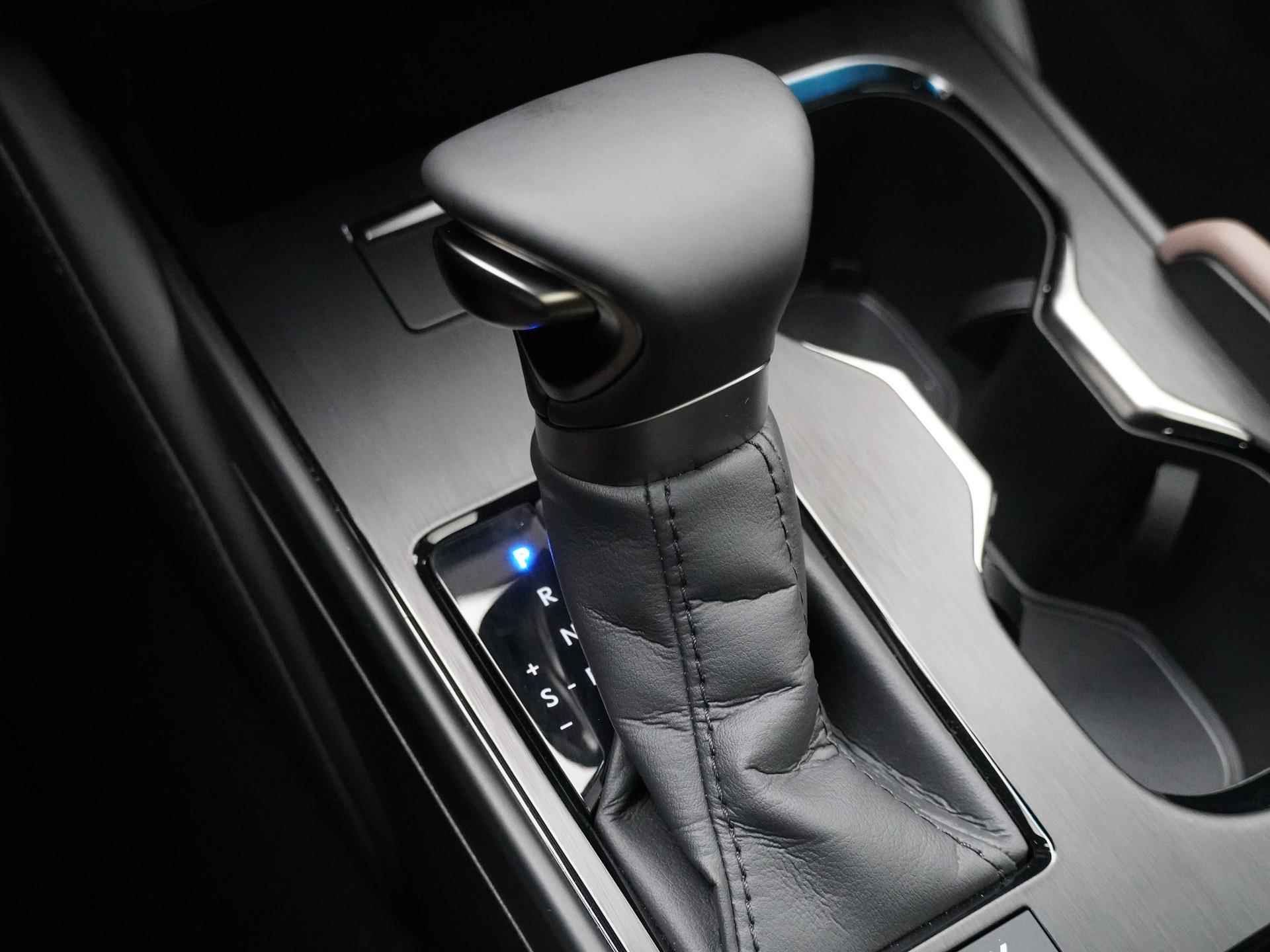 Lexus ES 300h Business Line | Stoel & stuurwielverwarming | Adaptive Cruise Control | Apple Carplay & Android Auto | - 28/28