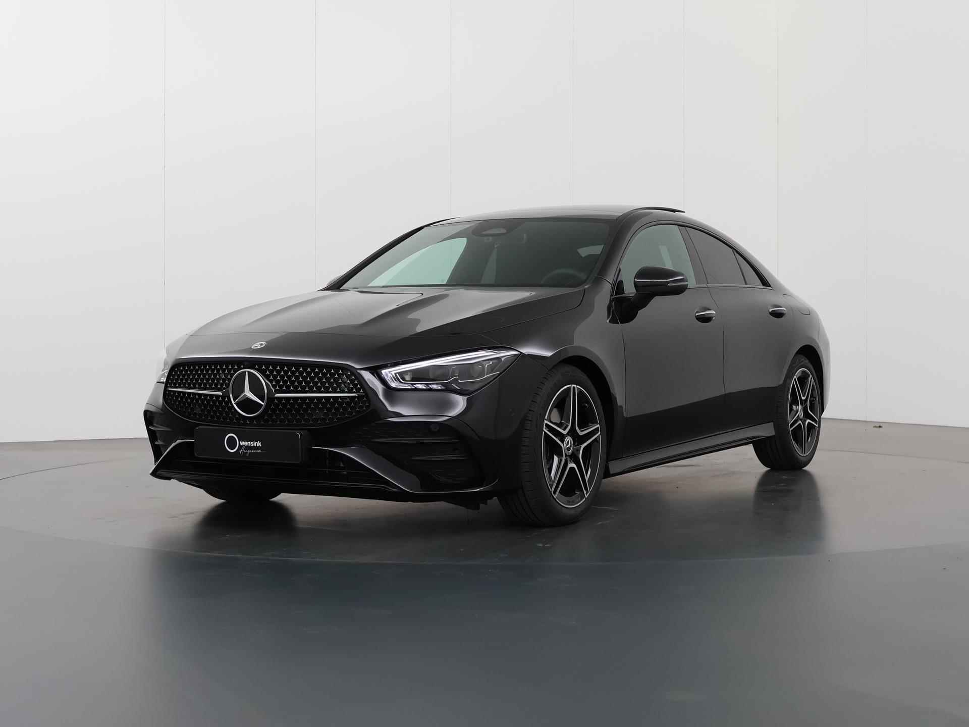 Mercedes-Benz CLA-klasse Coupe 180 AMG NIGHT Premium | Panorama-schuifdak | MultiBeam LED | Dodehoekassistent | Keyless Entry | Achteruitrijcamera | Sfeerverlichting | Stoelverwarming | DAB+ Radio | - 44/44