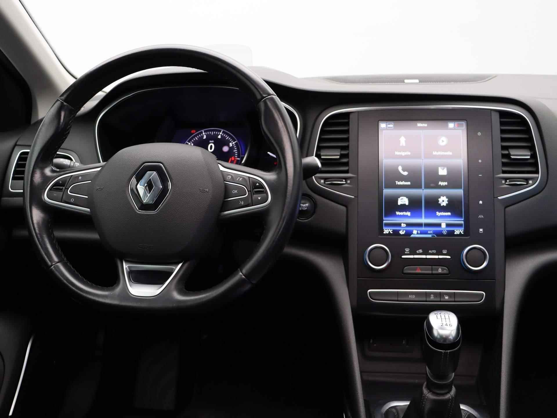 Renault Mégane Estate 140pk TCe Bose | Schuif/ kantel dak | Head Up Display | Slechts 55278km | 1700kg geremd | - 4/56