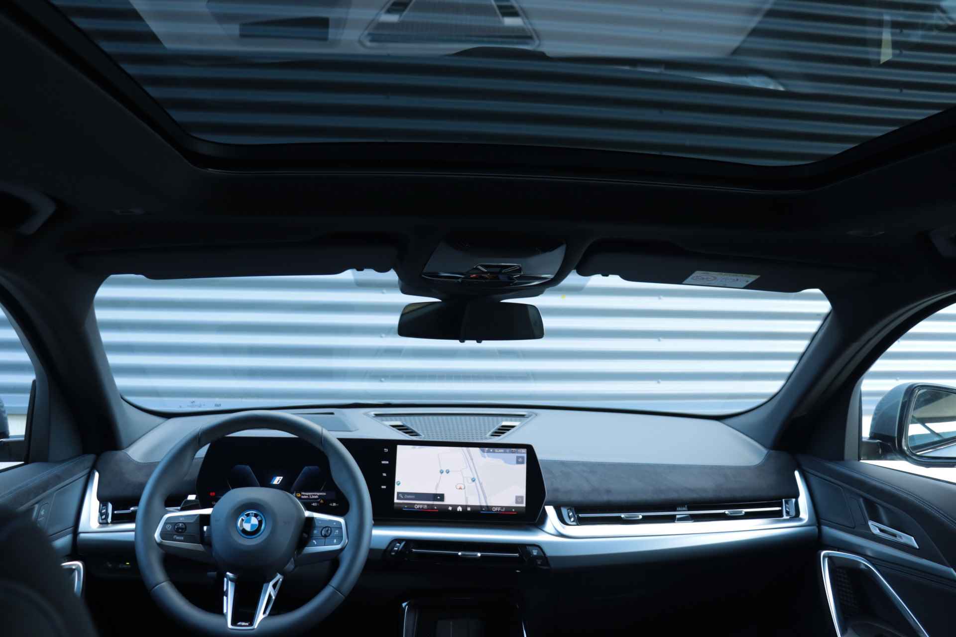 BMW iX2 xDrive30 | M Sportpakket | Innovation Pack - 30/37
