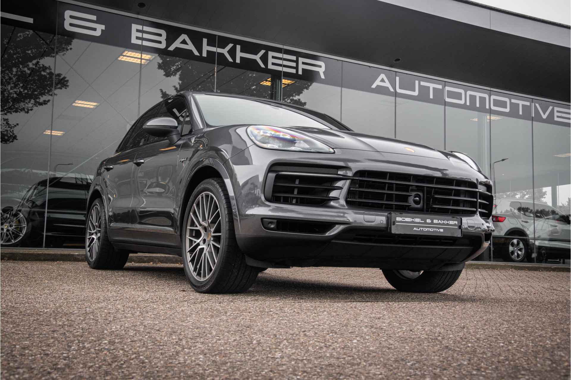 Porsche Cayenne 3.0 E-Hybrid Platinum Ed**Adapt Cruise**Luchtvering**18-weg stoelen MY22 - 22/76