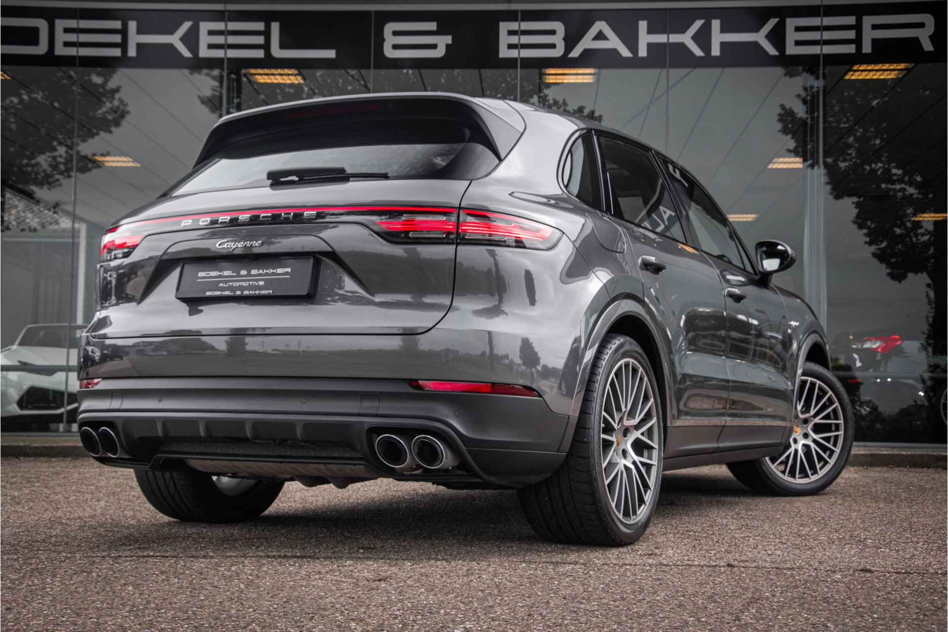 Porsche Cayenne 3.0 E-Hybrid Platinum Ed**Adapt Cruise**Luchtvering**18-weg stoelen MY22 - 72/76