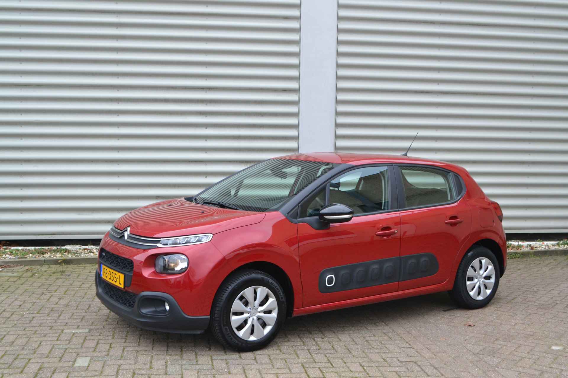 Citroën C3 1.2 PureTech Feel 105g I NAVIGATIE I PARKEERSENSOREN ACHTER I - 5/38