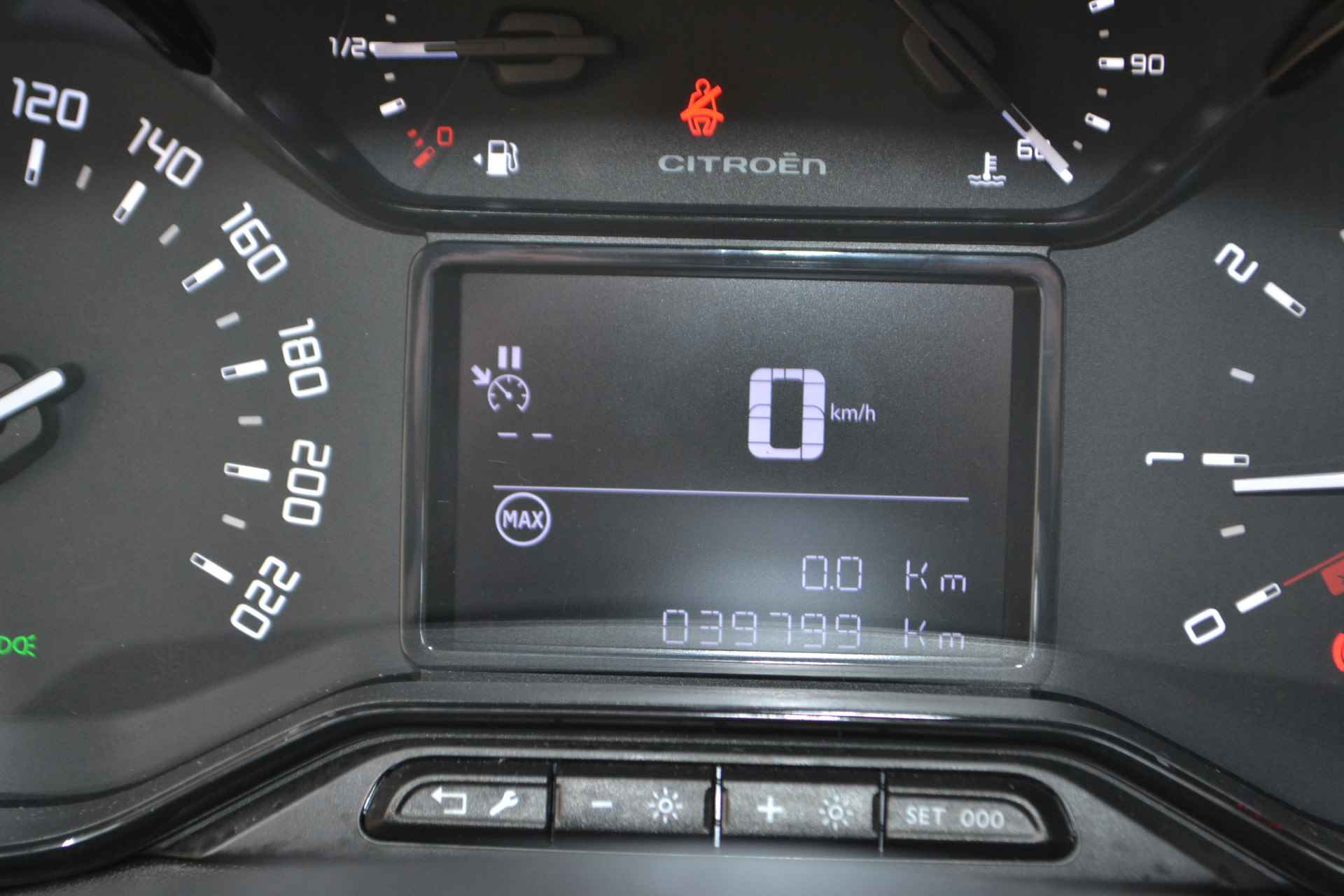 Citroën C3 1.2 PureTech Feel 105g I NAVIGATIE I PARKEERSENSOREN ACHTER I - 17/38