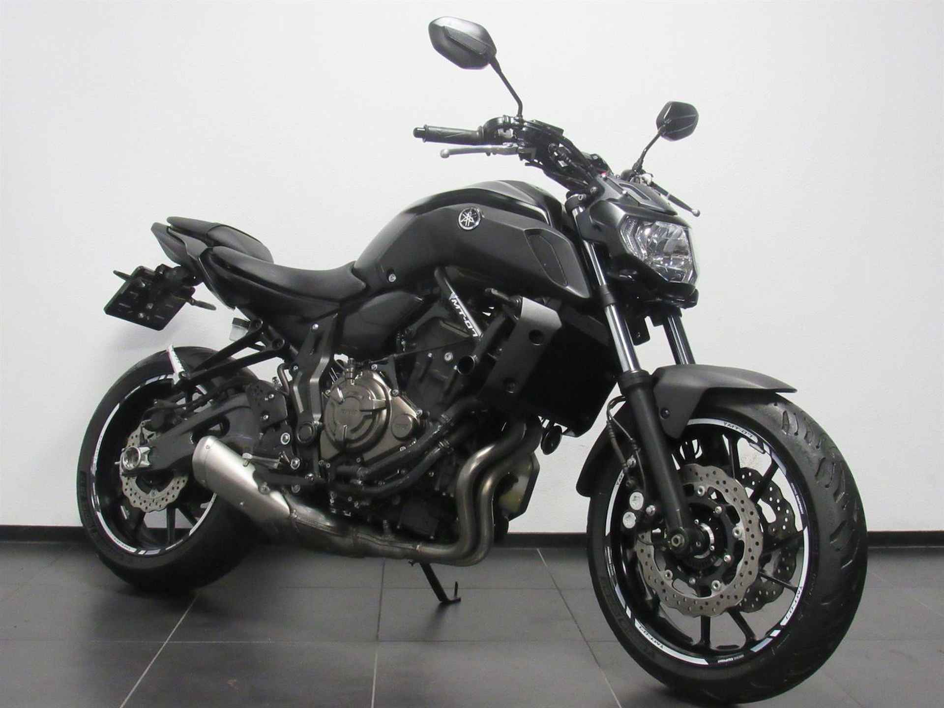 Yamaha MT-07 ABS - 2018 - 2/14