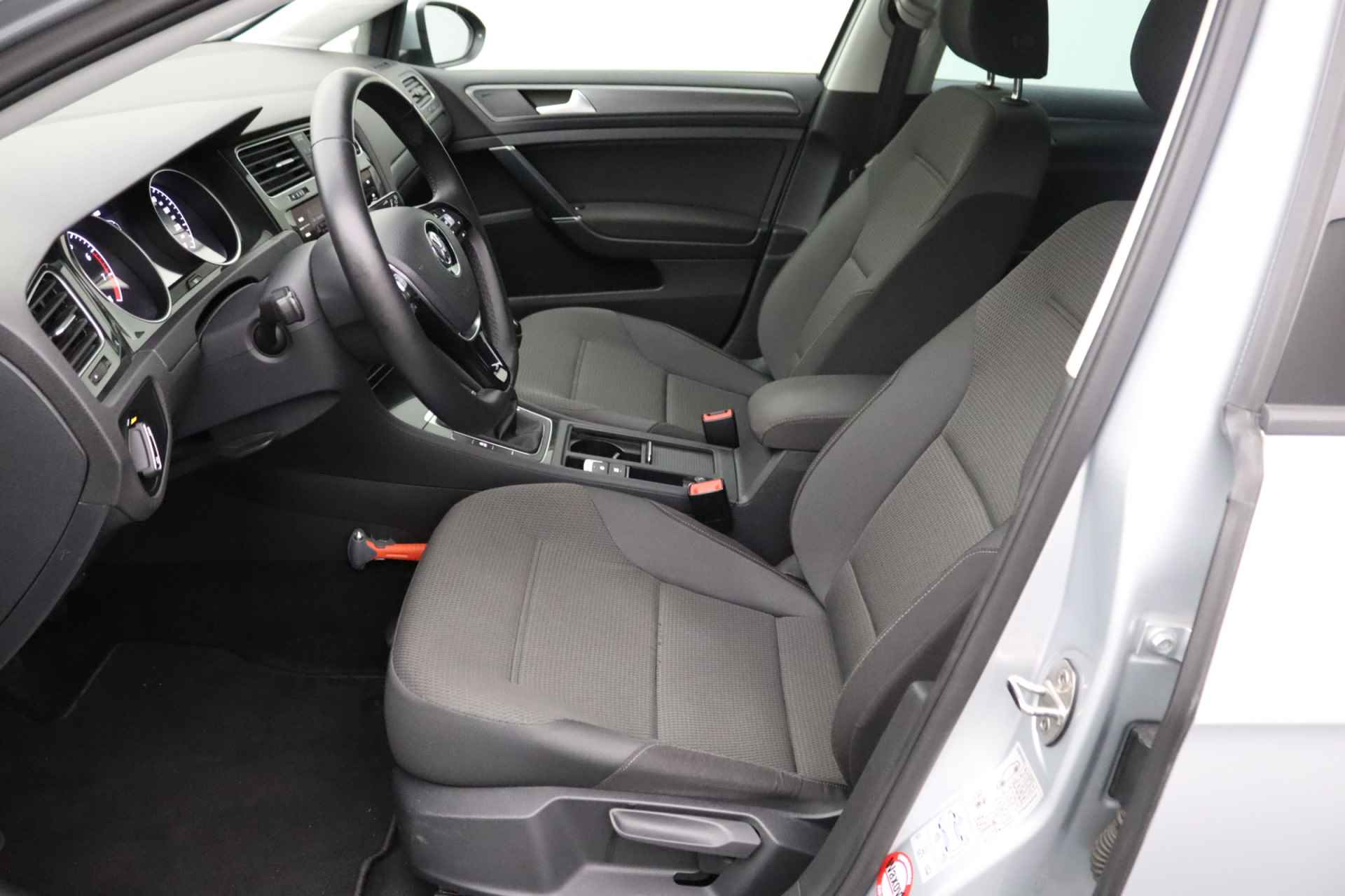 Volkswagen GOLF Variant 1.0 TSI Comfortline | Trekhaak | Parkeersensoren | Adaptieve cruise control | Navigatie - 28/31