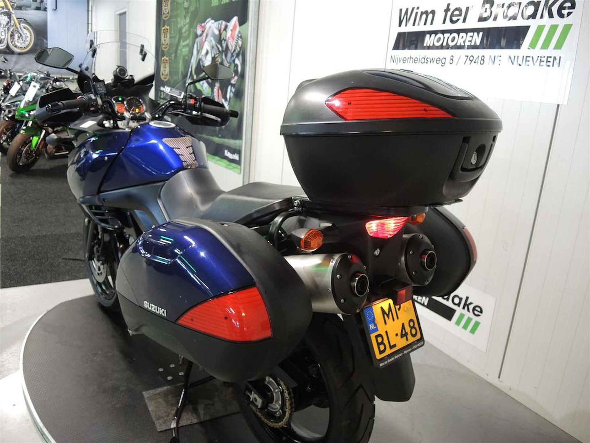 Suzuki DL-1000 V strom - 6/13