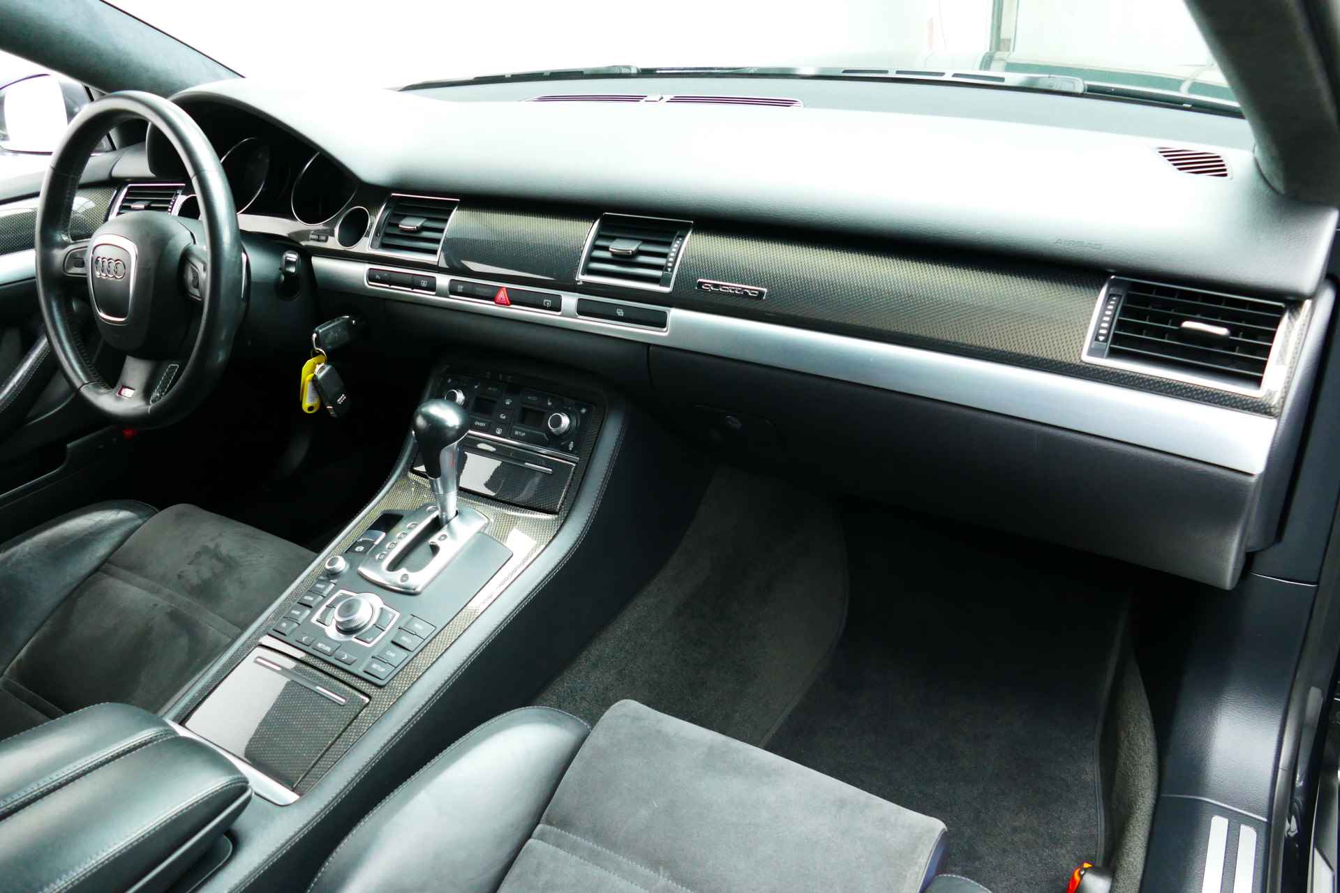 Audi S8 5.2 V10 Pro Line NL Auto. Leer/Alcantara, Bose, 20"LMV, Stoelverw, Trekhaak Afn - 6/45
