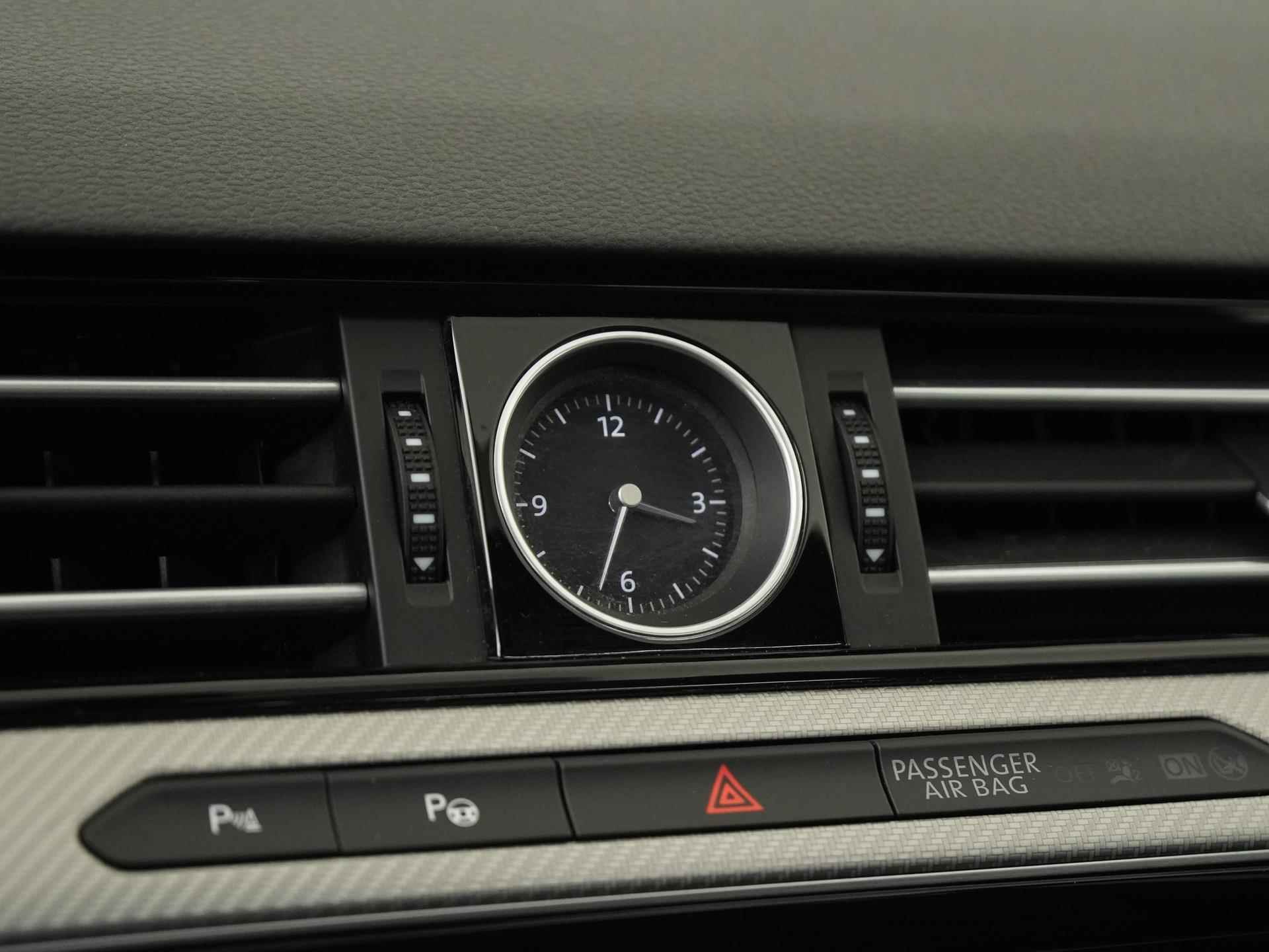 Volkswagen Passat 1.5 TSI R-Line | Digital Cockpit | Schuifdak | Leder | Zondag Open! - 37/41