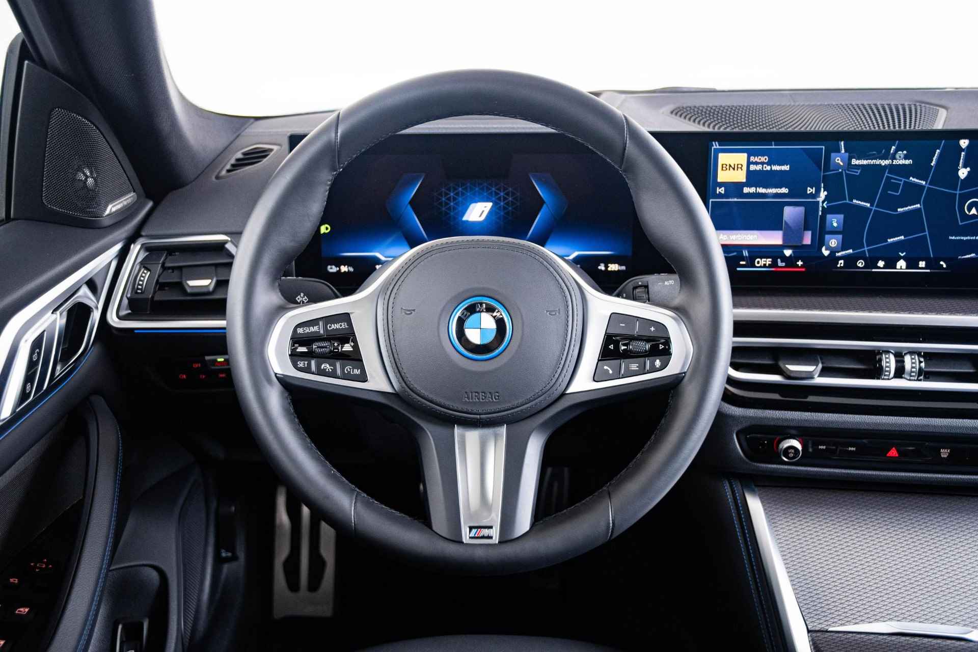 BMW i4 eDrive40 High Executive 84 kWh M-sport - Schuifdak - Harman Kardon - Laserlight - Active Cruise Control - Parking Assistant Plus - Lendensteun - 19 inch - Leder - 29/65