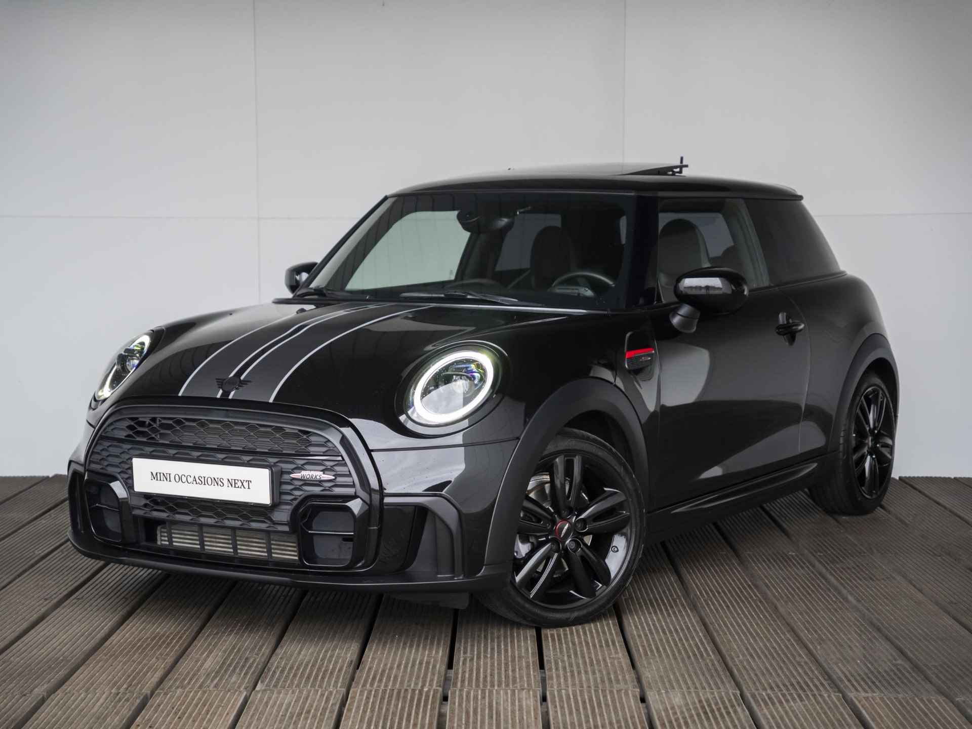 MINI 3-deurs Cooper Aut. JCW pakket + Connected Navigation + Panoramadak - 58/58