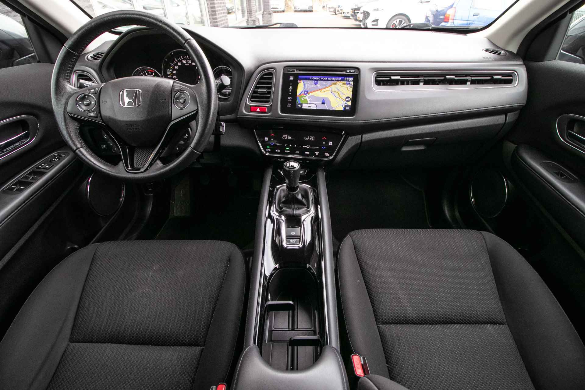 Honda HR-V 1.5 i-VTEC Elegance - All-in rijklrprs | Navi | Cruise | Stoelverwarming - 11/41