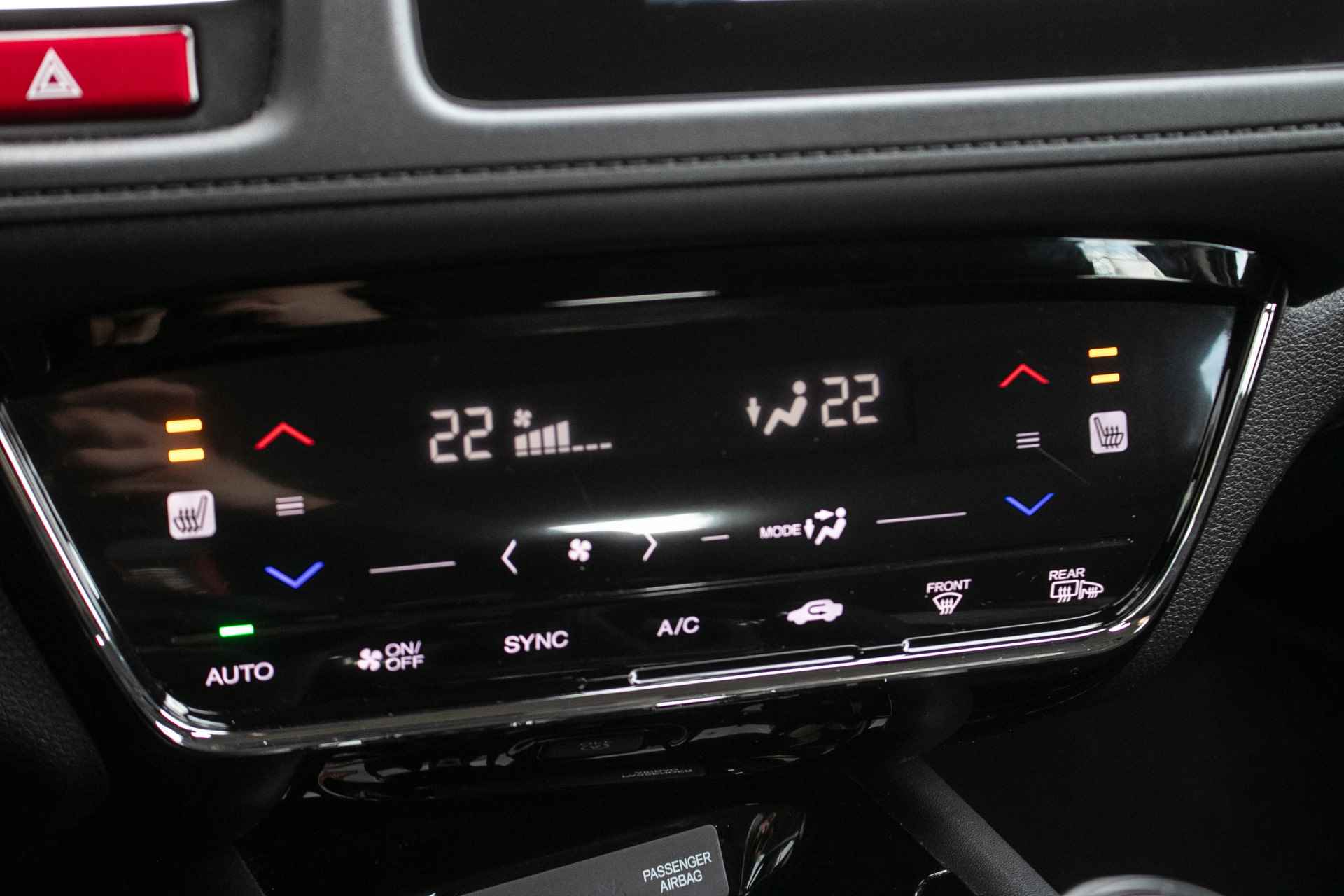 Honda HR-V 1.5 i-VTEC Elegance - All-in rijklrprs | Navi | Cruise | Stoelverwarming - 18/41