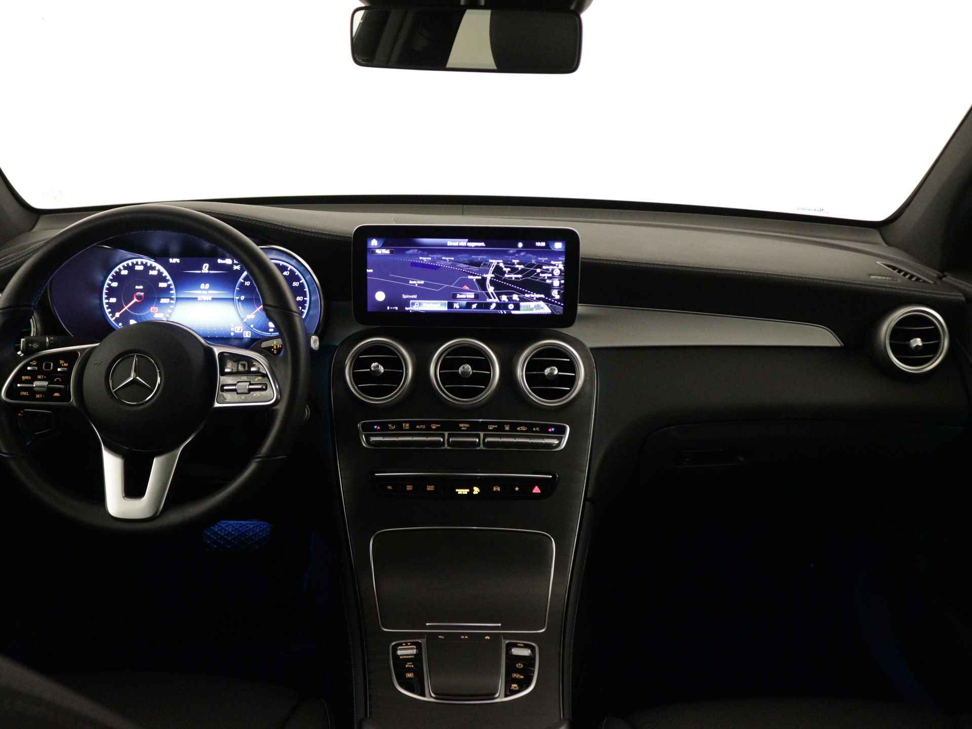 Mercedes-Benz GLC 300 e 4-MATIC Exclusive Premium Plus | Schuifdak | Rijassistentie Pack | Burmester Audio | Memory | Keyless Go | 360 gr Parkeercamera | Inclusief 24 maanden Mercedes-Benz Certified garantie voor Europa. - 5/40