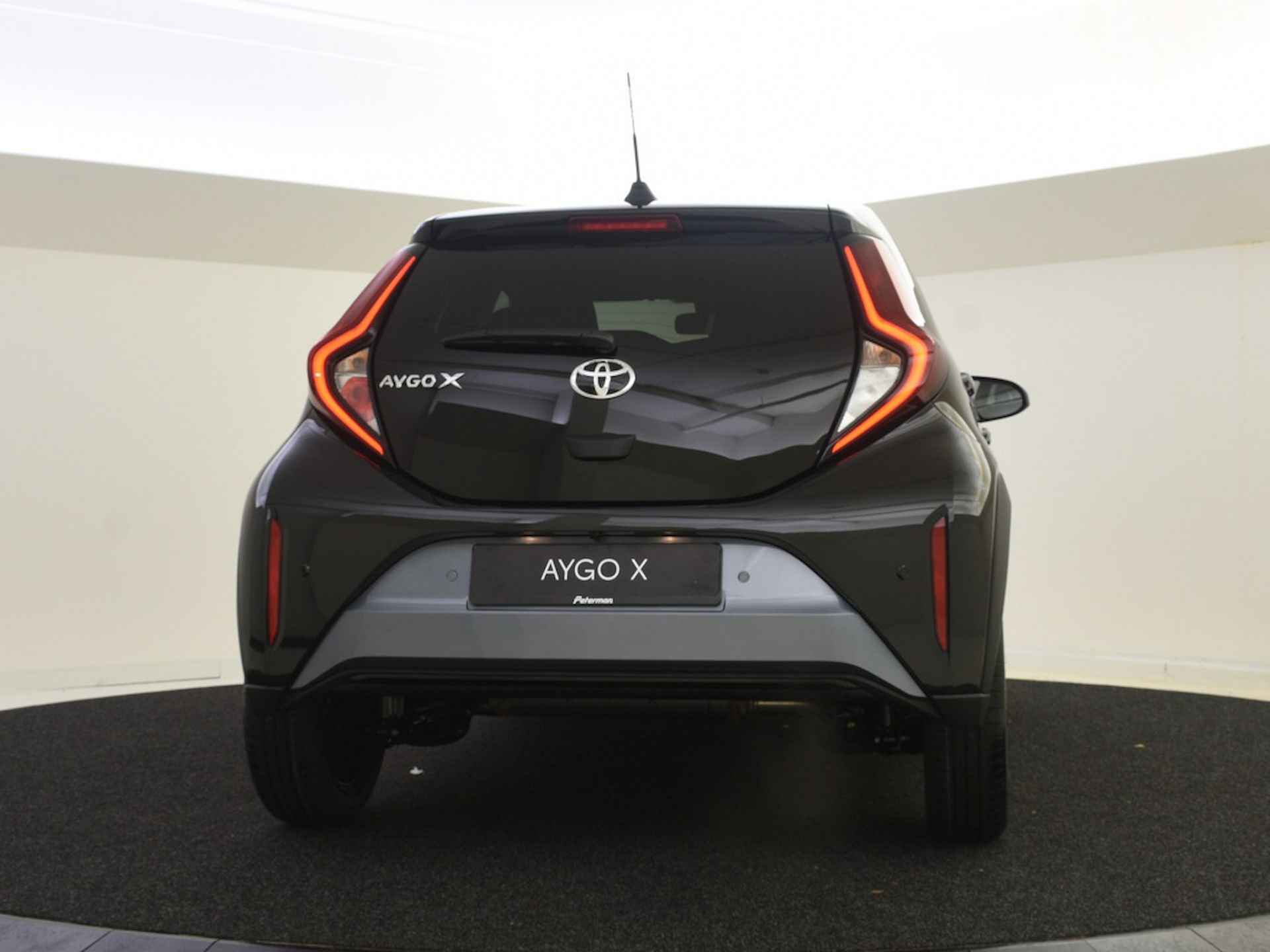 Toyota Aygo X 1.0 VVT-i MT Premium Design Pack - 14/32