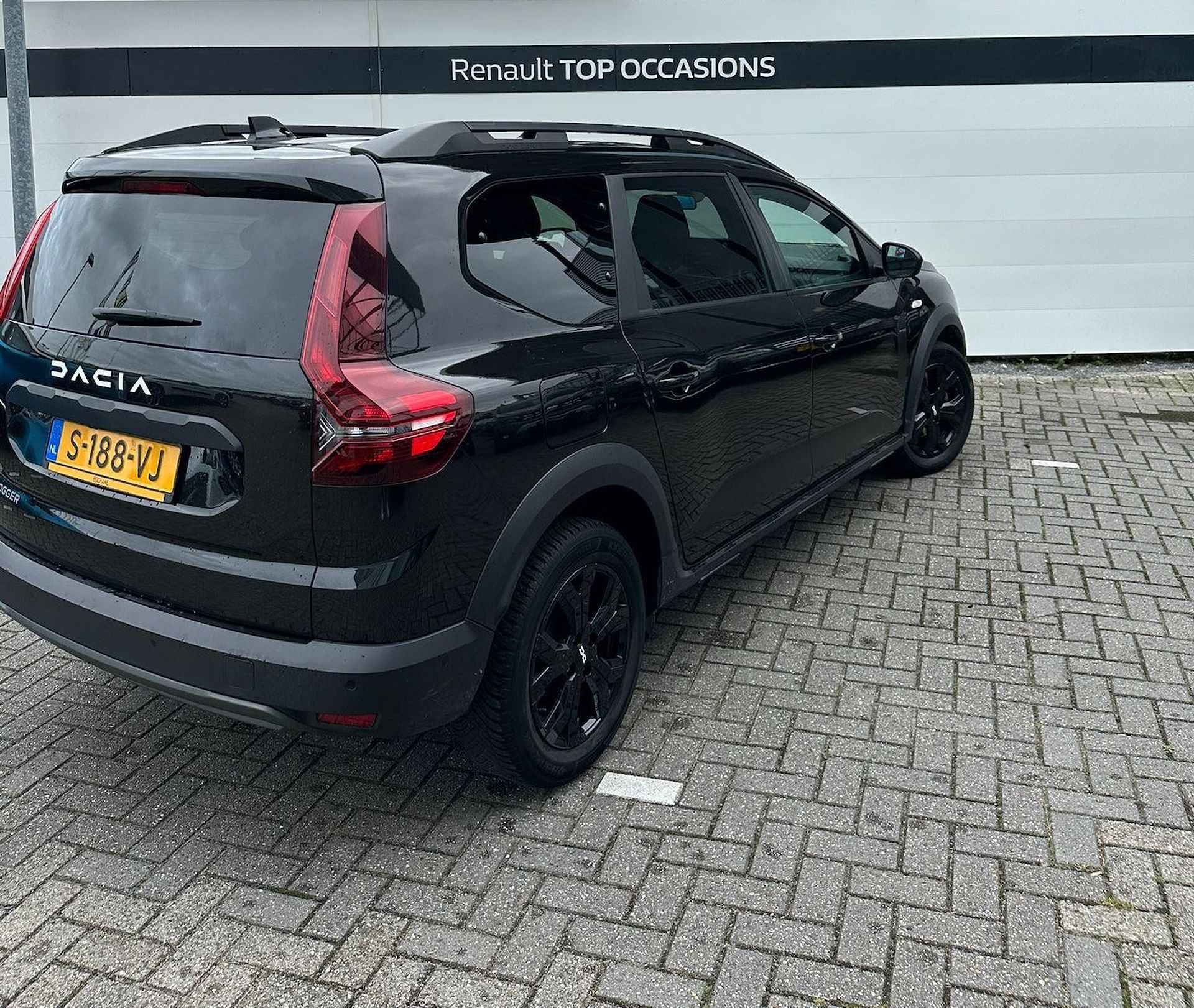 Dacia Jogger 1.0 TCe 110 Extreme 7p. | Zeer Ruim | A. Camera | Navi | Clima | Cruise | Historie | NL Auto! - 7/21