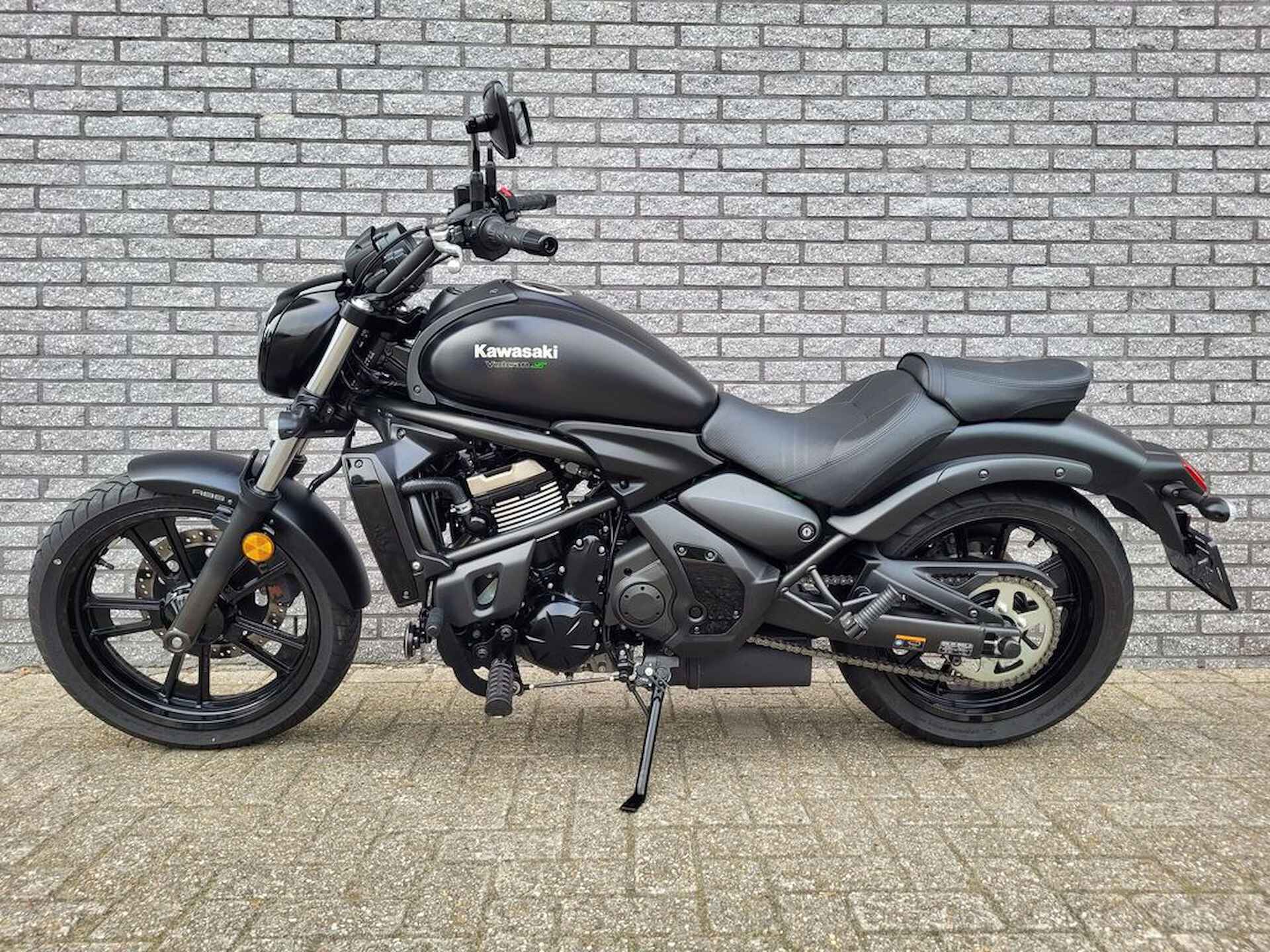 Kawasaki Vulcan S - 3/6