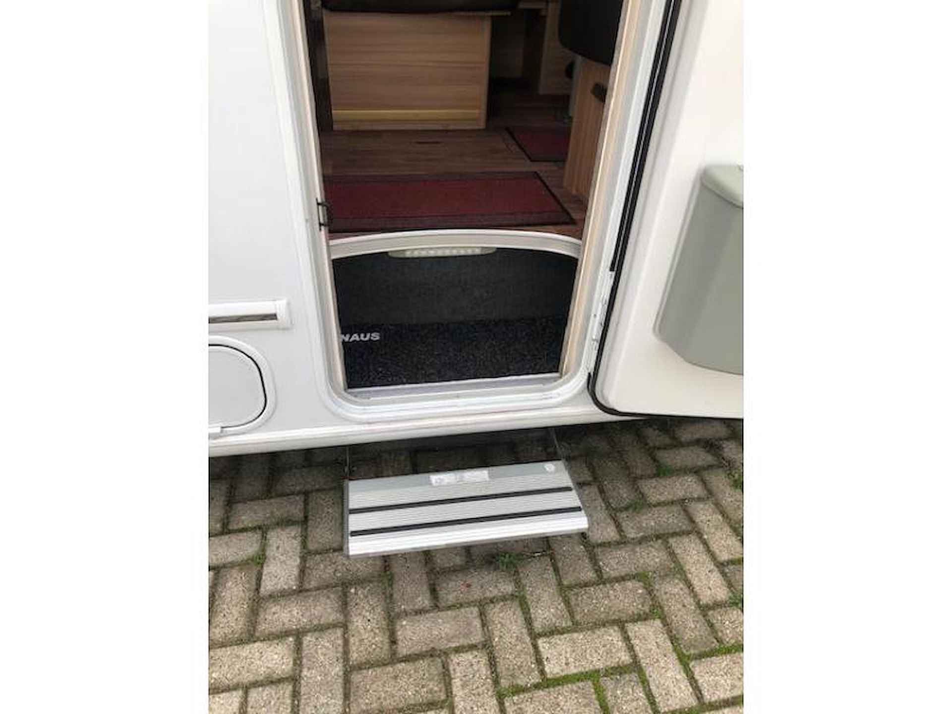 Knaus Sun Ti 700 MEG automaat, dubbele bodem - 16/18