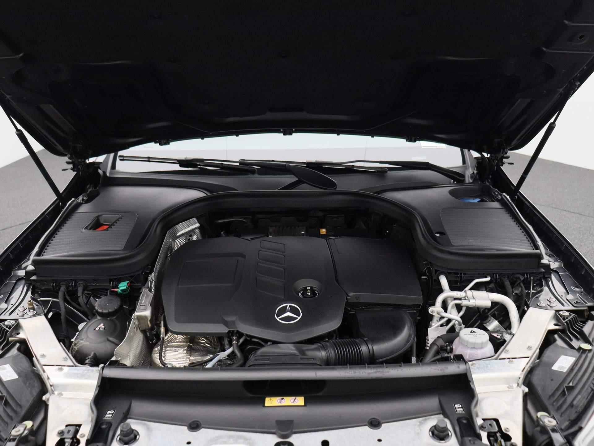 Mercedes-Benz GLC-klasse 300de 4MATIC Business Solution AMG  | AMG-STYLING | NAVIGATIE | SFEERVERLICHTING | STOELVERWARMING | ACHTERUITRIJCAMERA | ADAPTIVE CRUISE CONTROL | HALF-LEDER |  ELEKTRISCHE ACHTERKLEP | - 41/45