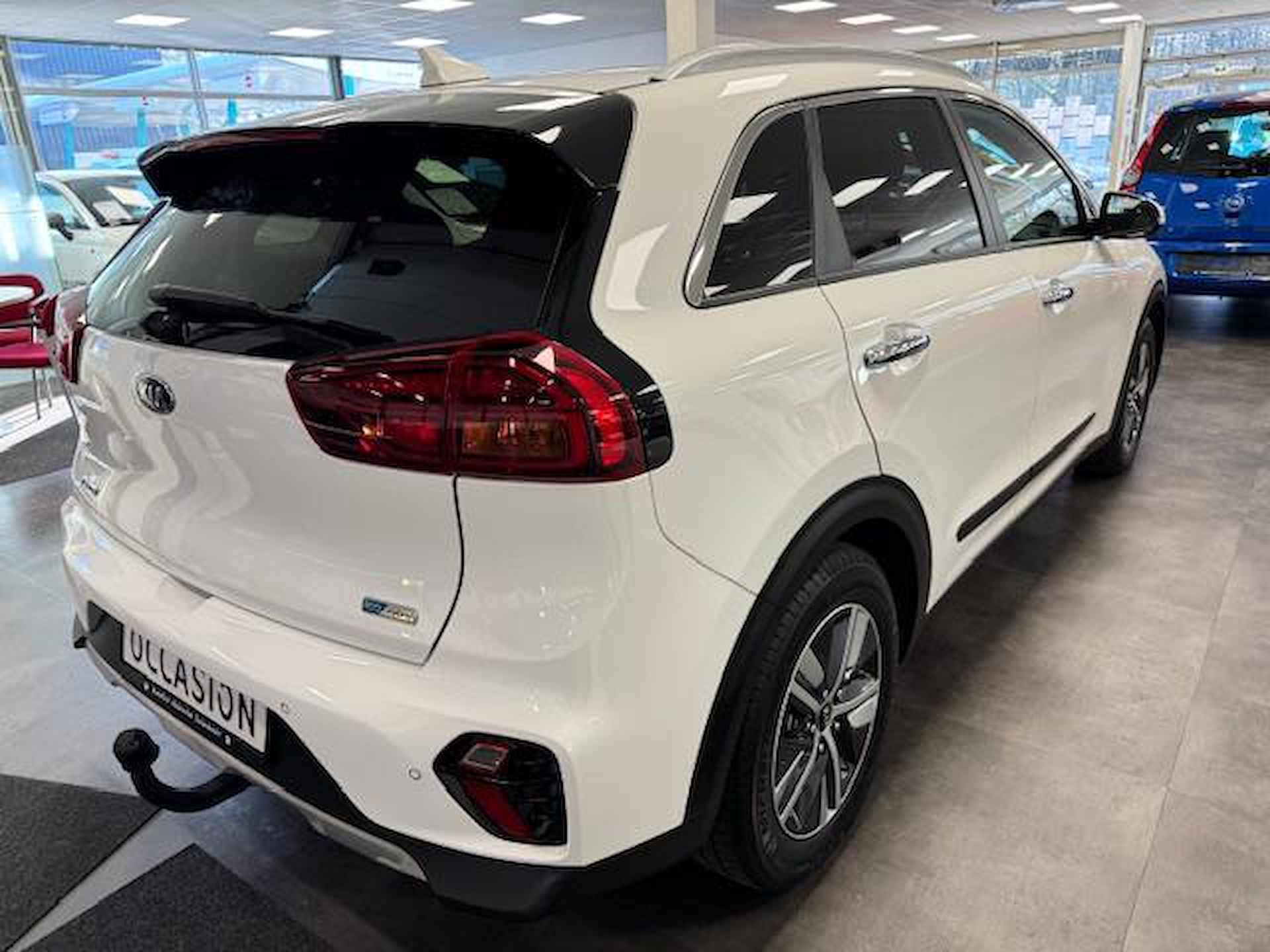 Kia Niro 1.6 GDi Hybrid ExecutiveLine I INCL. € 850,00 AFL.KOSTEN + BOVAG GARANTIE - 4/15