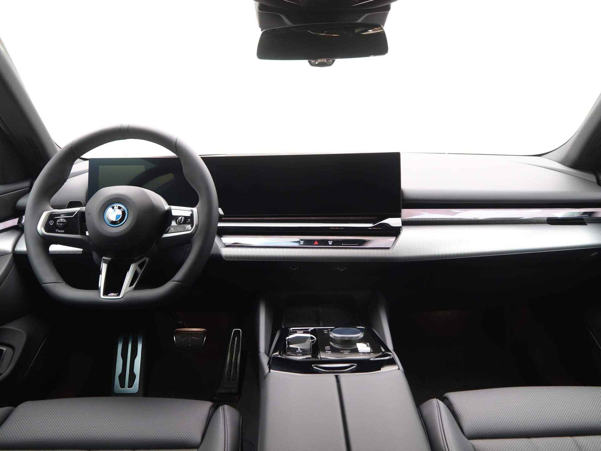 BMW i5 Touring eDrive40 M-Sport - 13/25