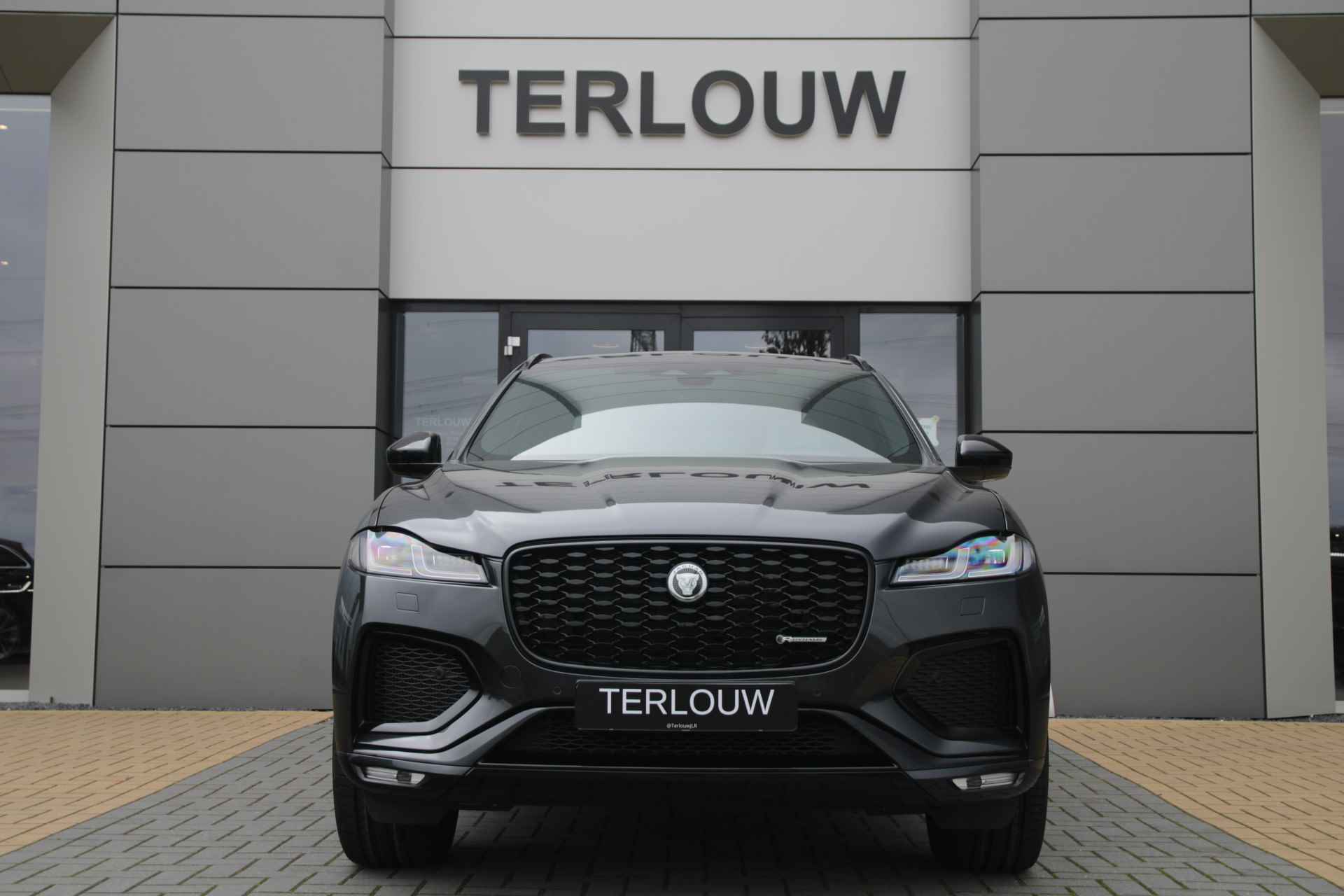 Jaguar F-Pace 2.0 P400e PHEV R-Dynamic S - 6/28