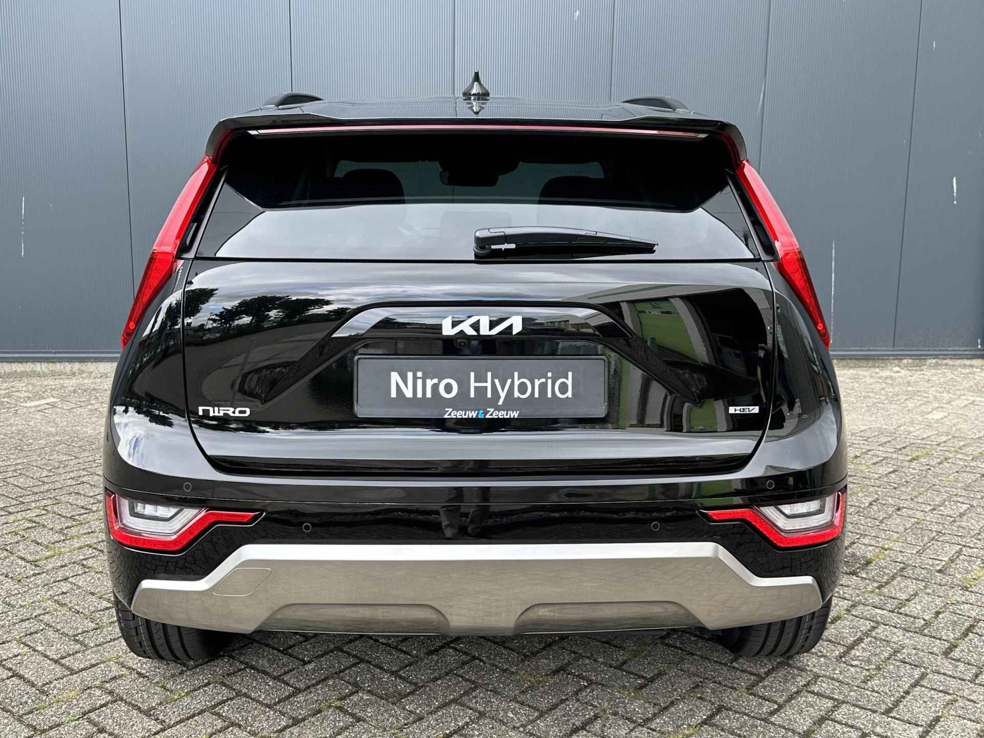 Kia Niro 1.6 GDi Hybrid ExecutiveLine | *Niet op voorraad* | *Nu te bestellen* | €3.000,- Actiekorting | Leder | Memory Seats | Stoelventilatie | Camera | Schuif-/Kanteldak | Head up display - 4/41