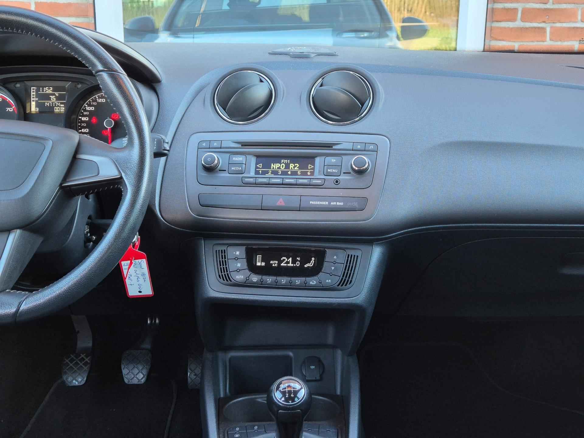 Seat Ibiza 1.2 TSI Chill Out plus 85PK 5drs clima, cruise, elektr.ramen, pdc, trekhaak RIJKLAAR - 11/18