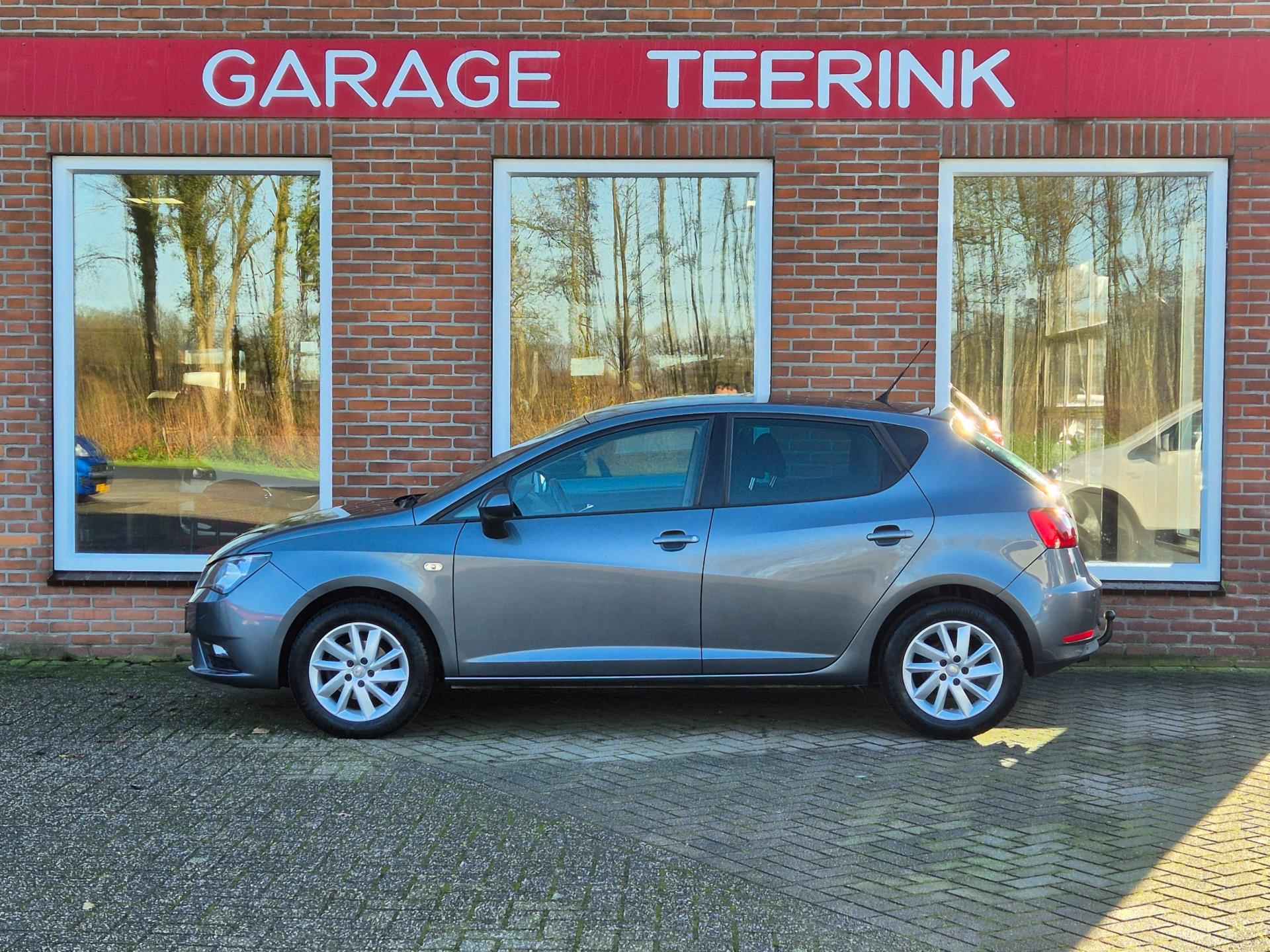 Seat Ibiza 1.2 TSI Chill Out plus 85PK 5drs clima, cruise, elektr.ramen, pdc, trekhaak RIJKLAAR - 15/18