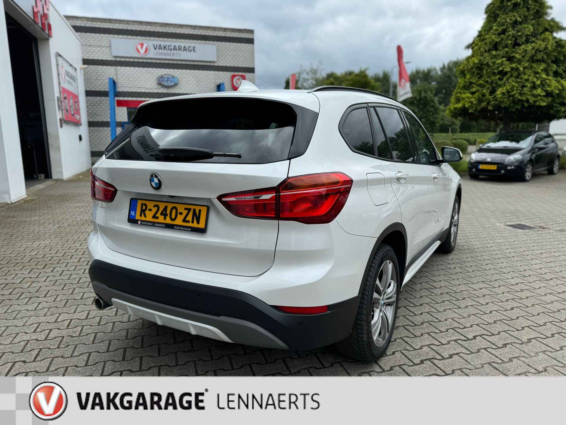 BMW X1 SDrive18i High Executive - 9/34